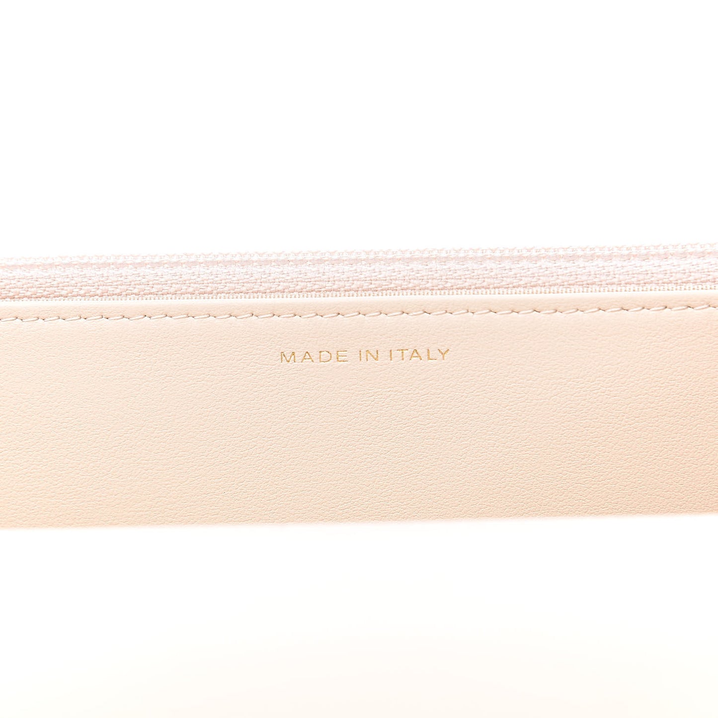 Goatskin Quilted 19 Wallet On Chain WOC Light Beige