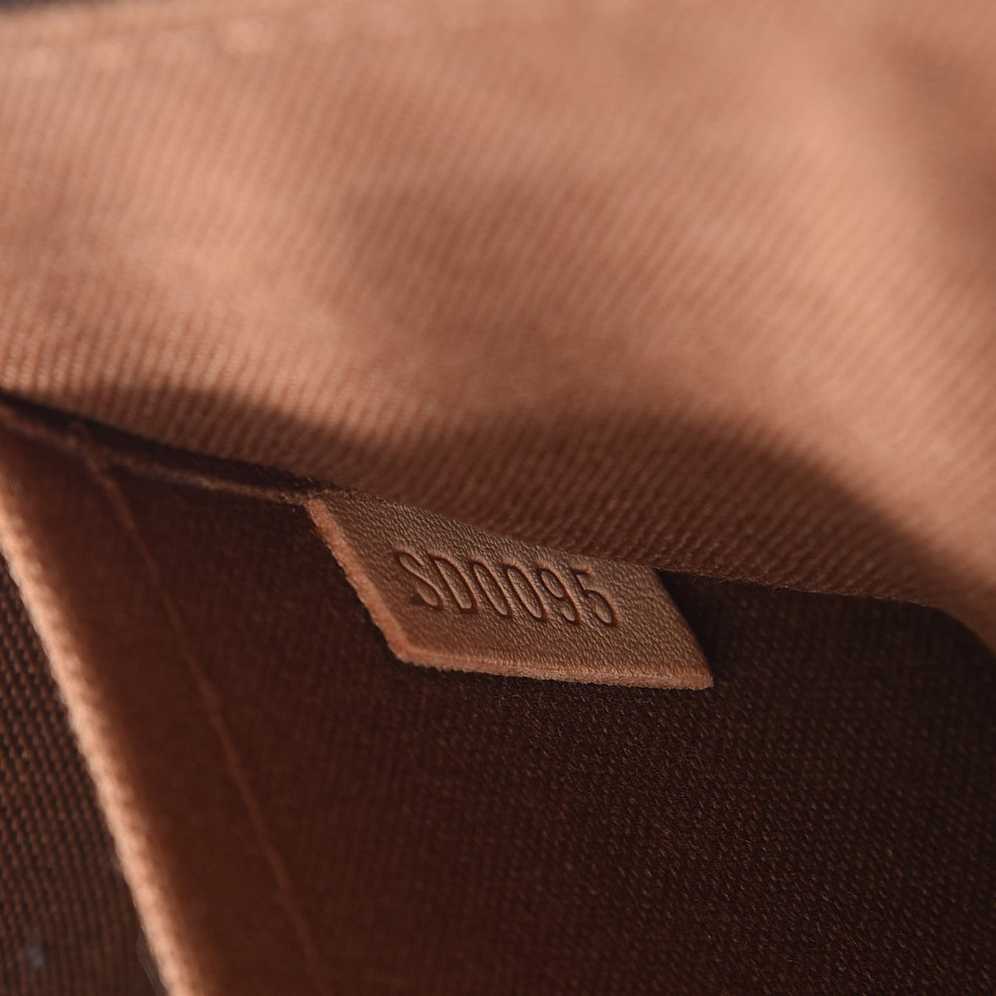 Monogram Popincourt
