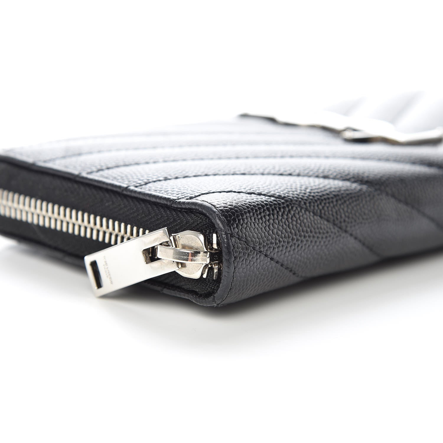 Saint Laurent Grain De Poudre Matelasse Chevron Monogram Zip Around Wallet Black 8 of 10