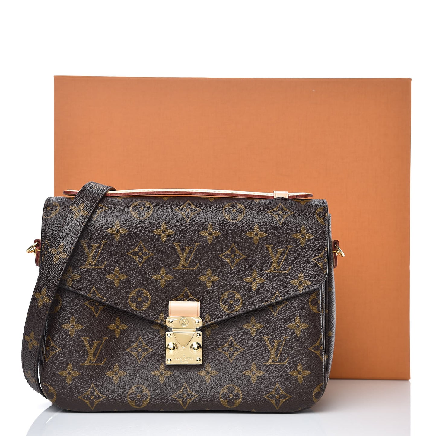 Monogram Pochette Metis