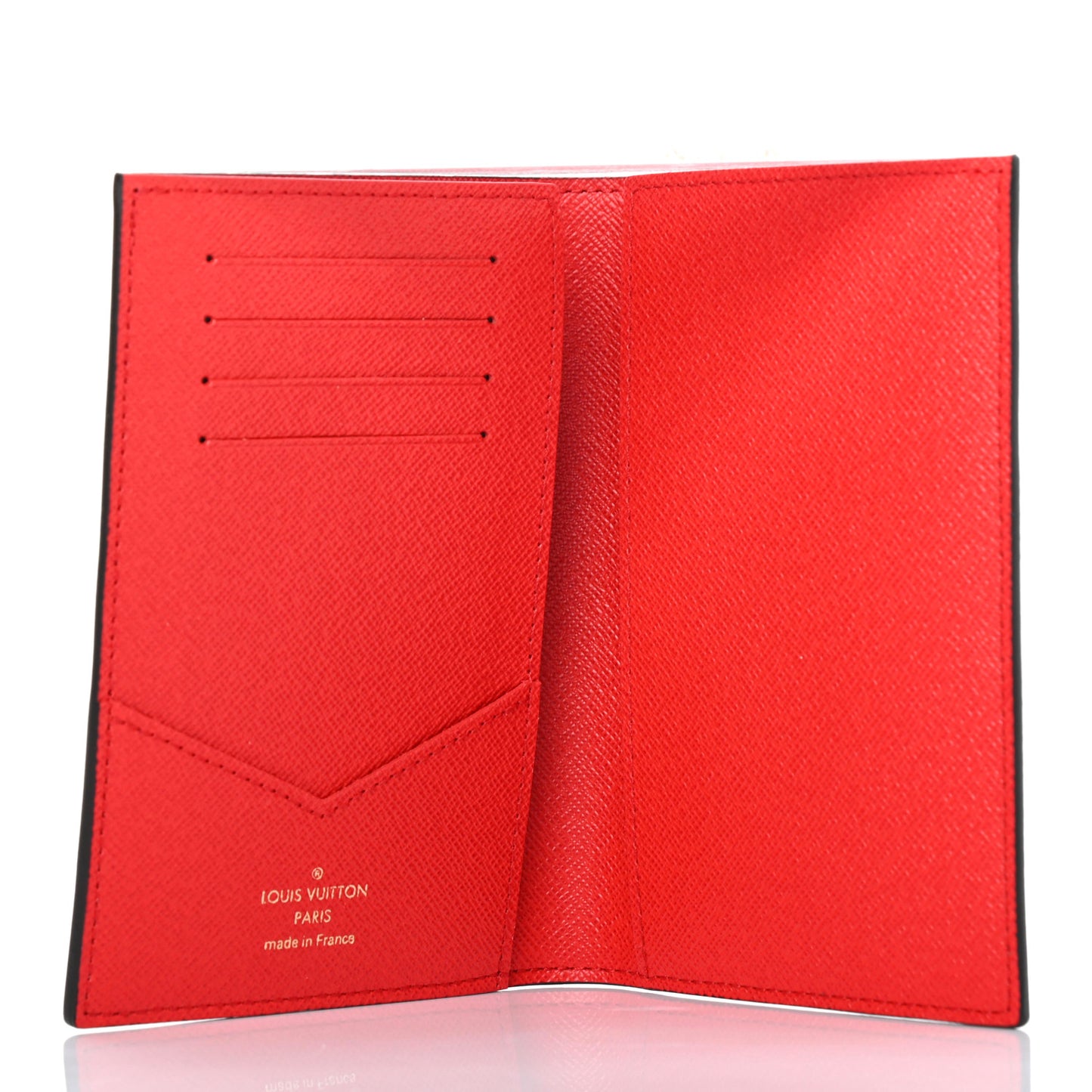 Monogram 2019 Christmas Animation Passport Cover Rouge