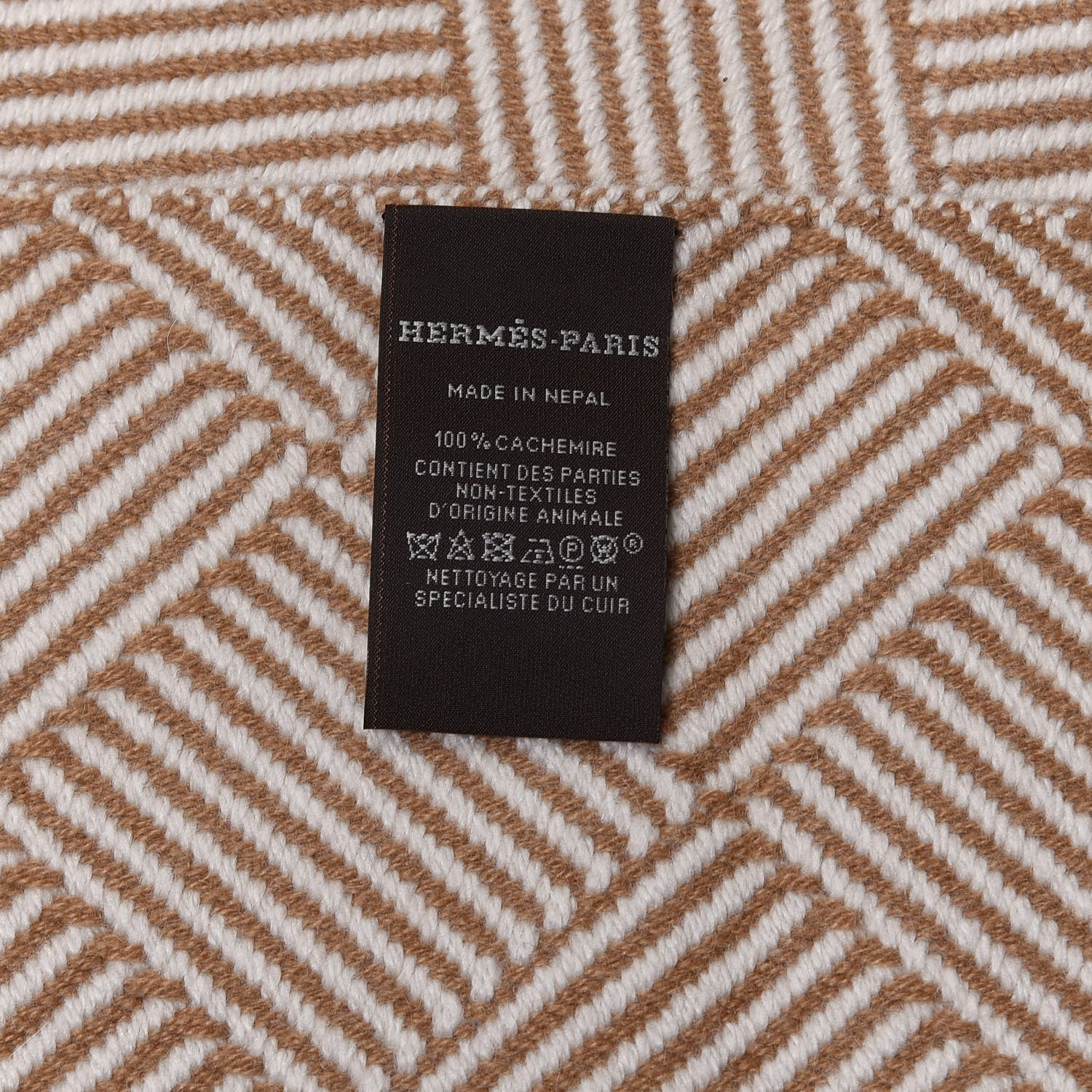 Hermes Cashmere Tile Weave Muffler Camel Ecru 3 of 4