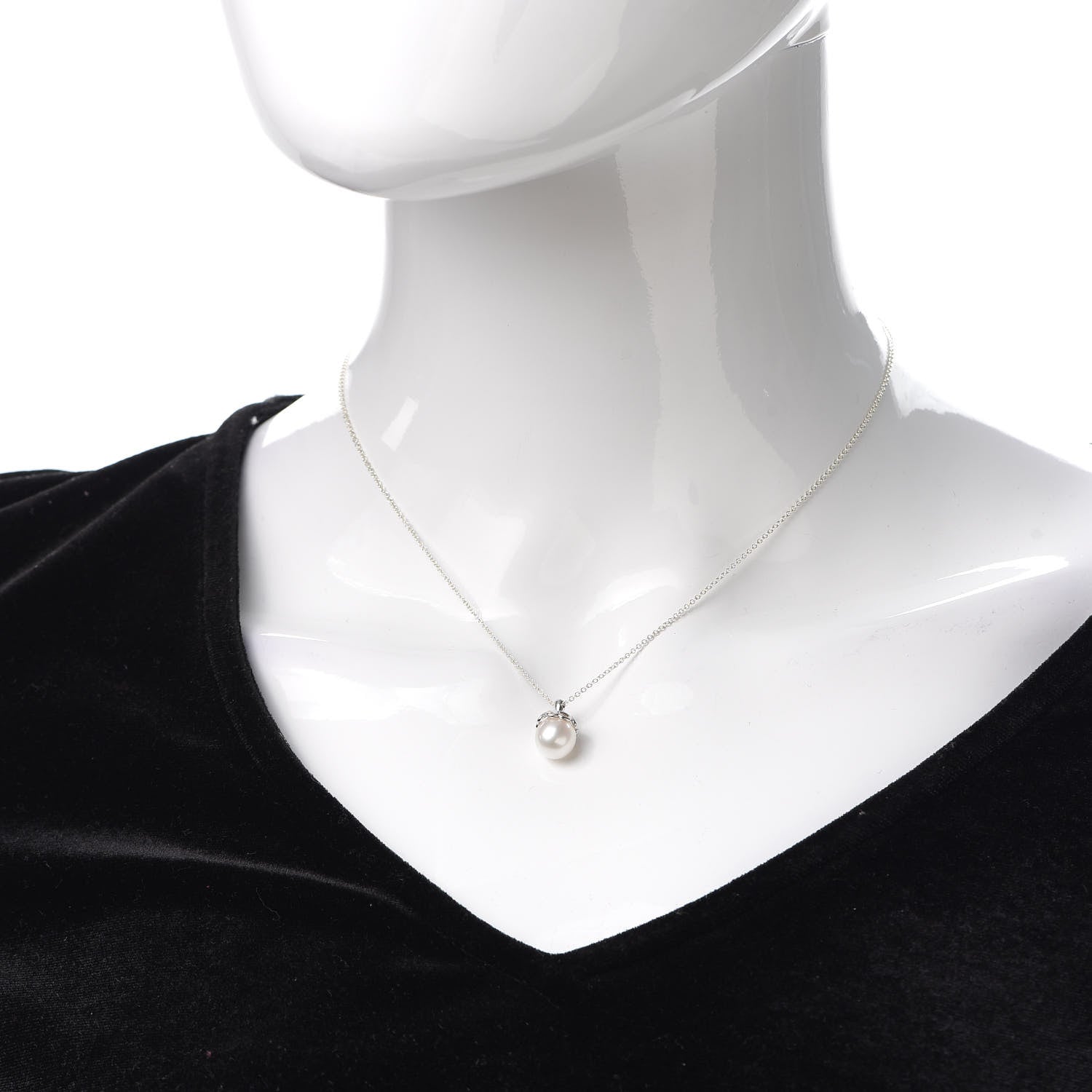 Tiffany Sterling Silver Pearl Heart Cap Pendant Necklace 2 of 6