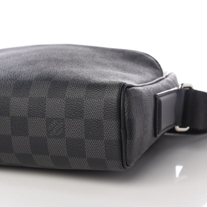 Louis Vuitton Damier Graphite Dayton Reporter PM 8 of 10