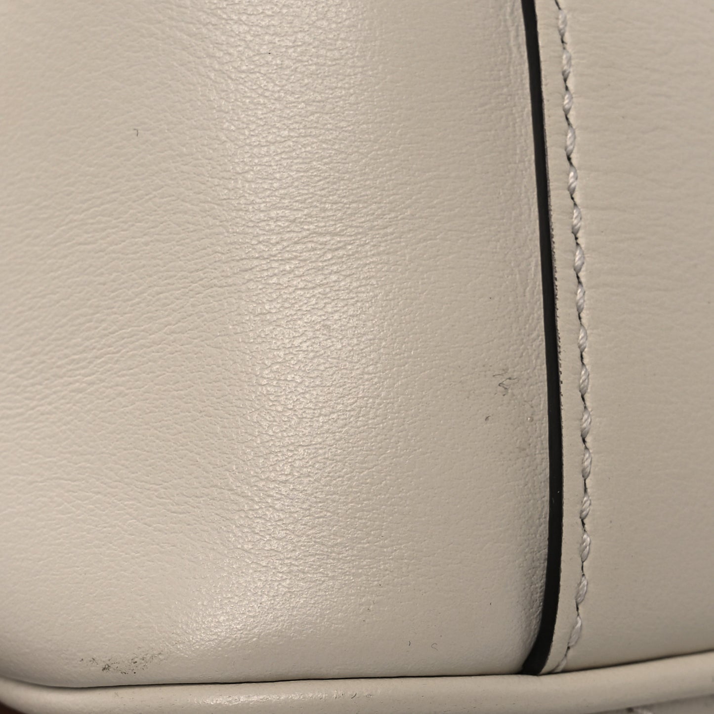 Calfskin Matelasse Small GG Marmont Shoulder Bag White