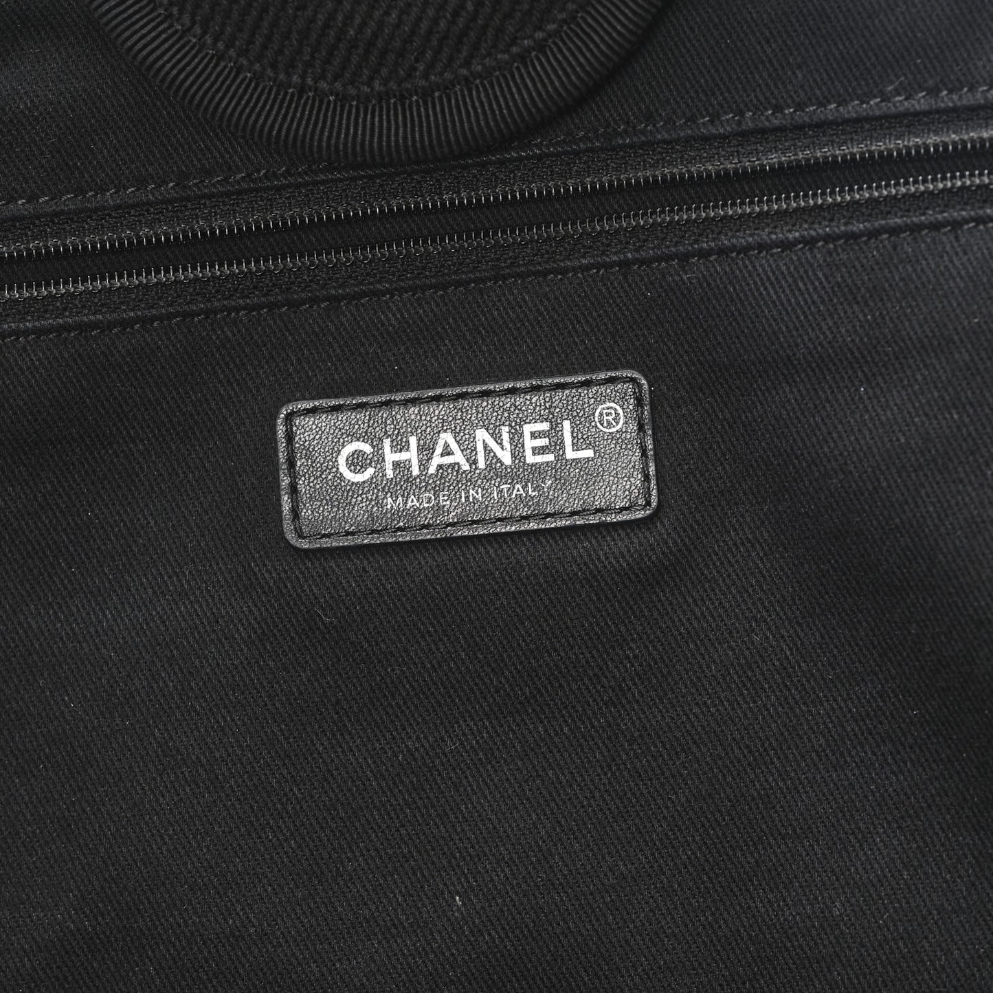 Canvas Pearl Medium Deauville Tote Black