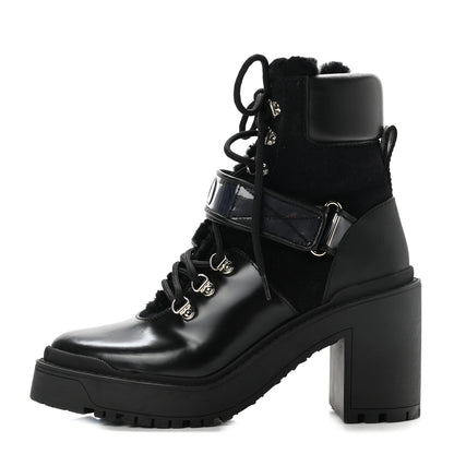 Valentino Garavani Calfskin Shearling VLOGO Combat Boots 38.5 Black 1 of 6