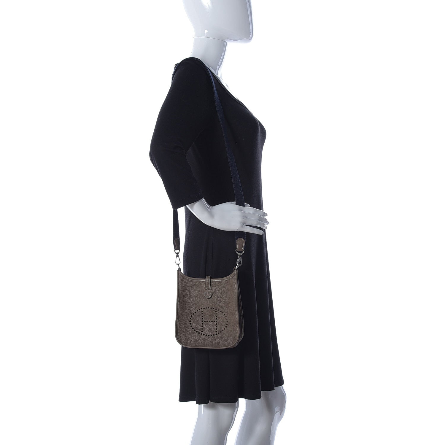 Hermes Taurillon Clemence Amazone Evelyne TPM Etoupe Bleu Indigo 2 of 11