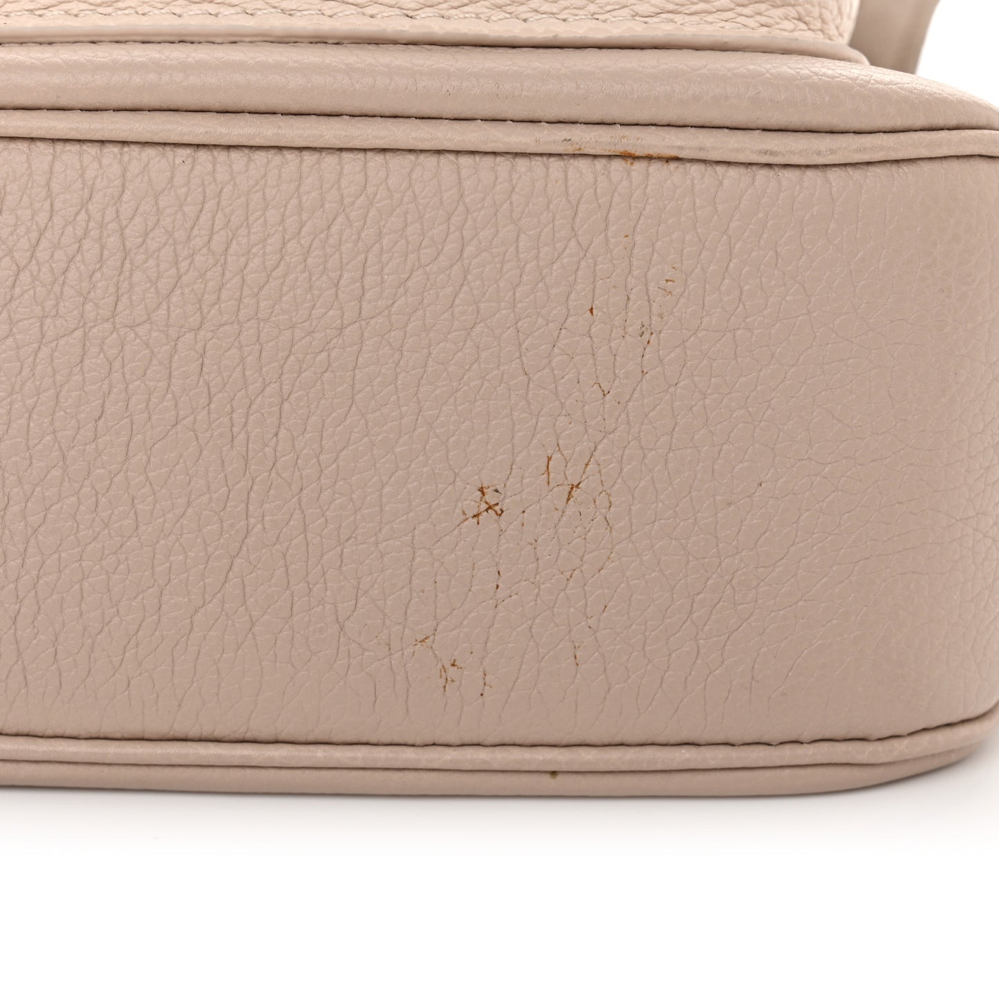 Grained Calfskin Lockme Tender Greige