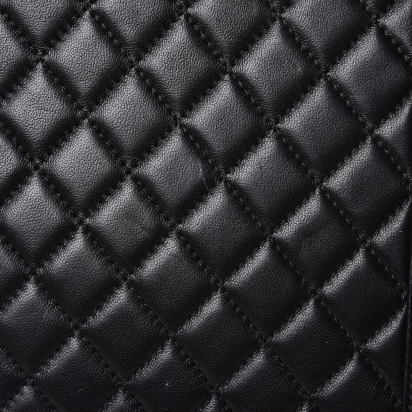 Lambskin Quilted Large Boy Flap Black
