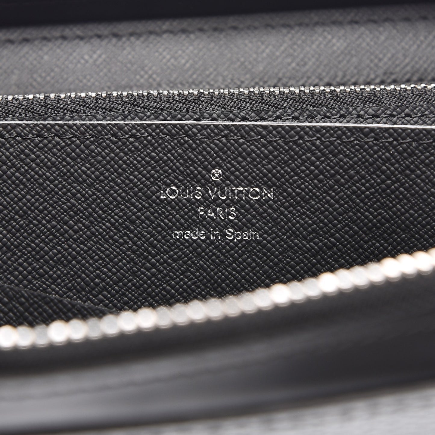 Damier Graphite Zippy XL Wallet