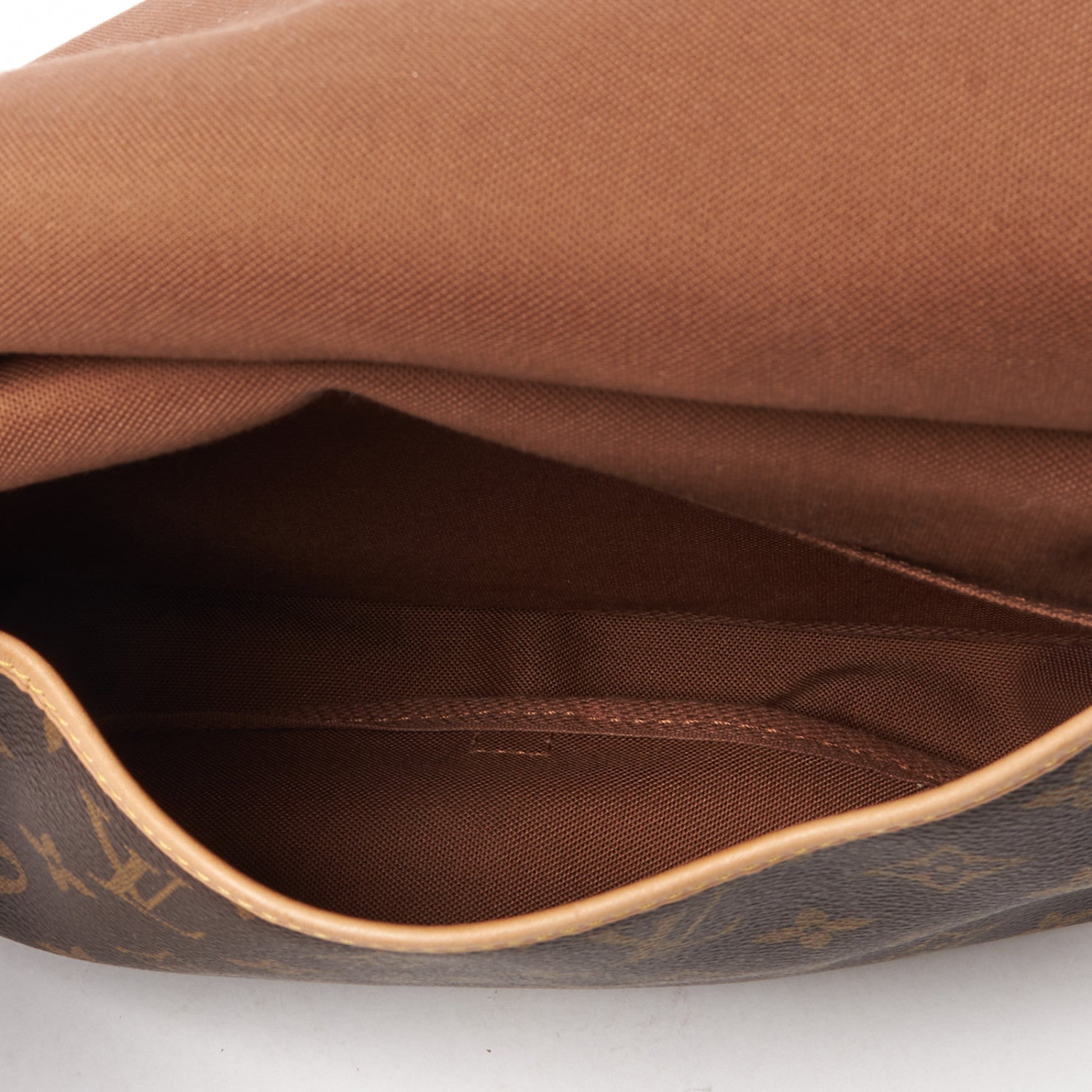 Louis Vuitton Monogram Saumur 30 8 of 9