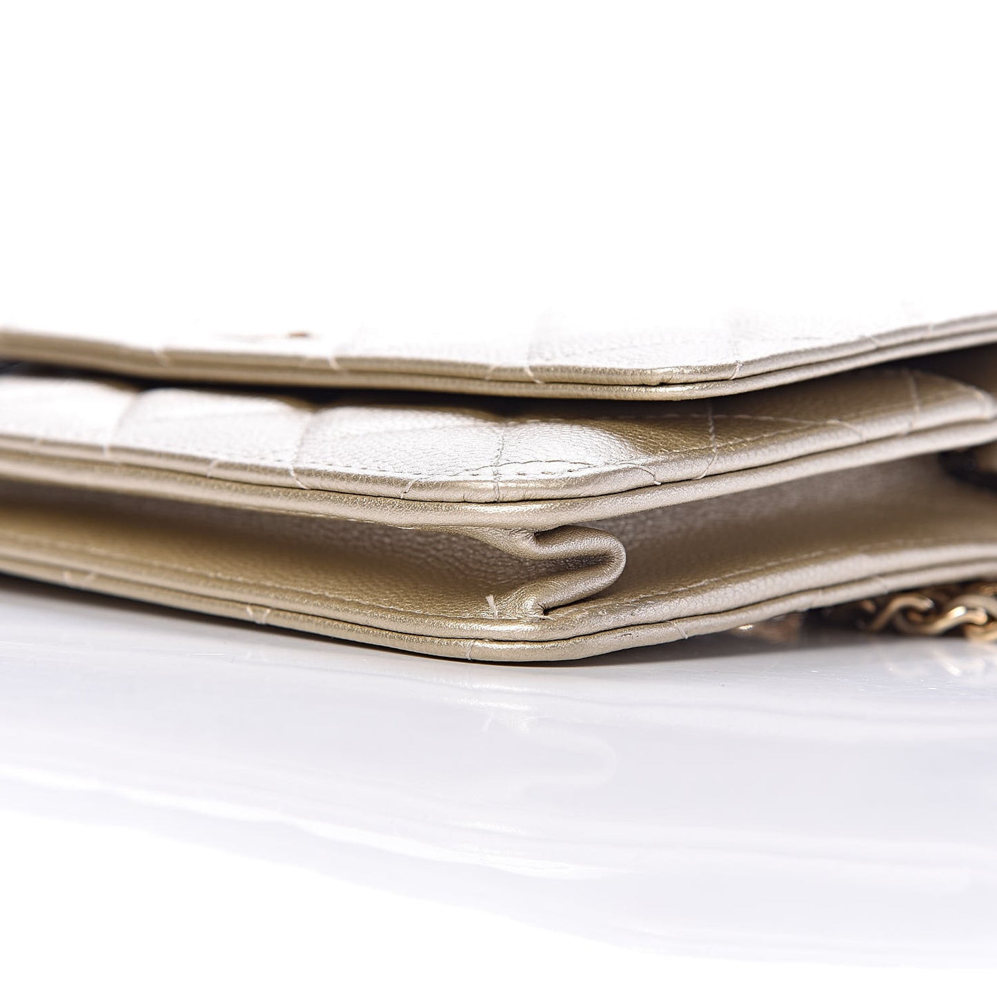 Pearly Caviar Quilted Wallet On Chain WOC Light Gold