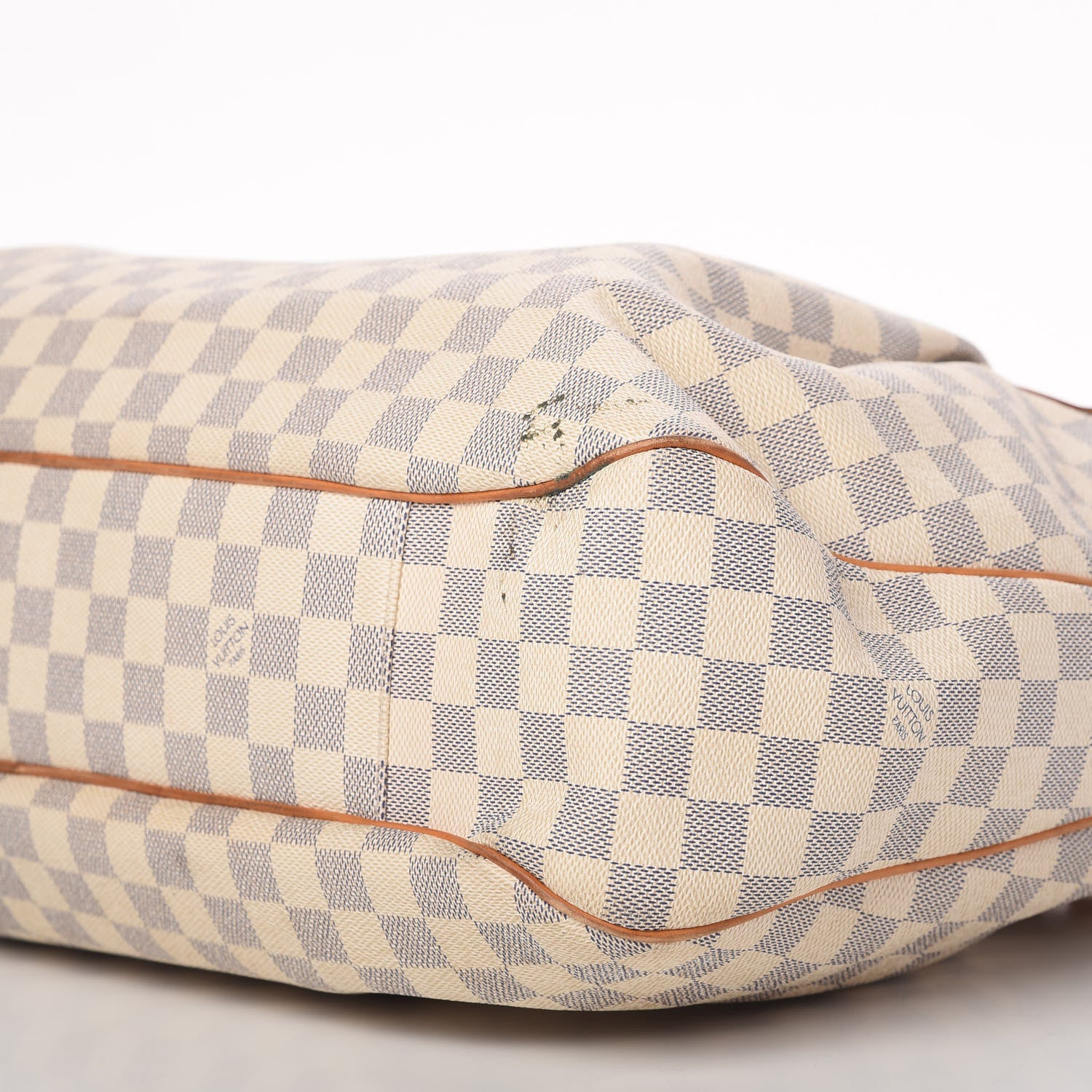 Louis Vuitton Damier Azur Evora GM 7 of 10