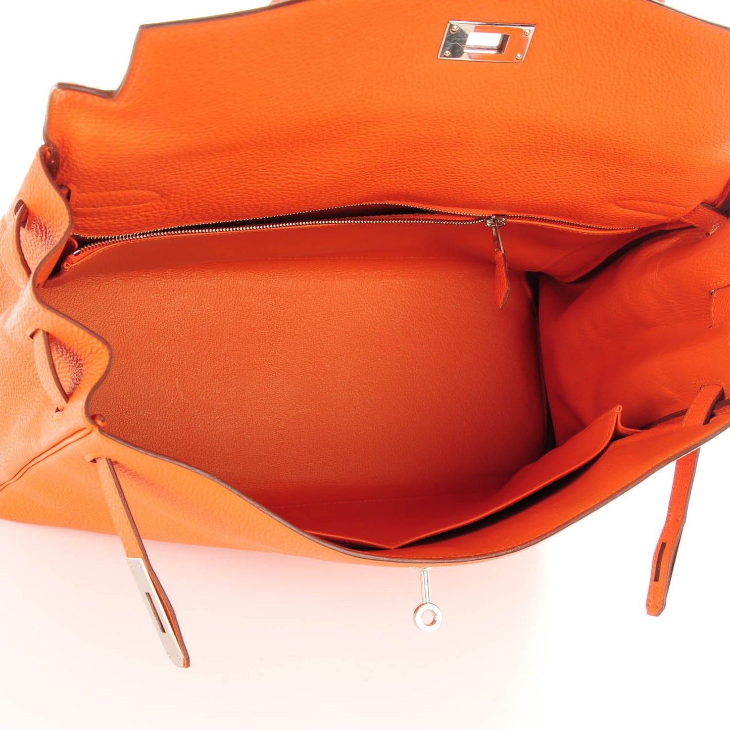 Togo Kelly Retourne 35 Orange