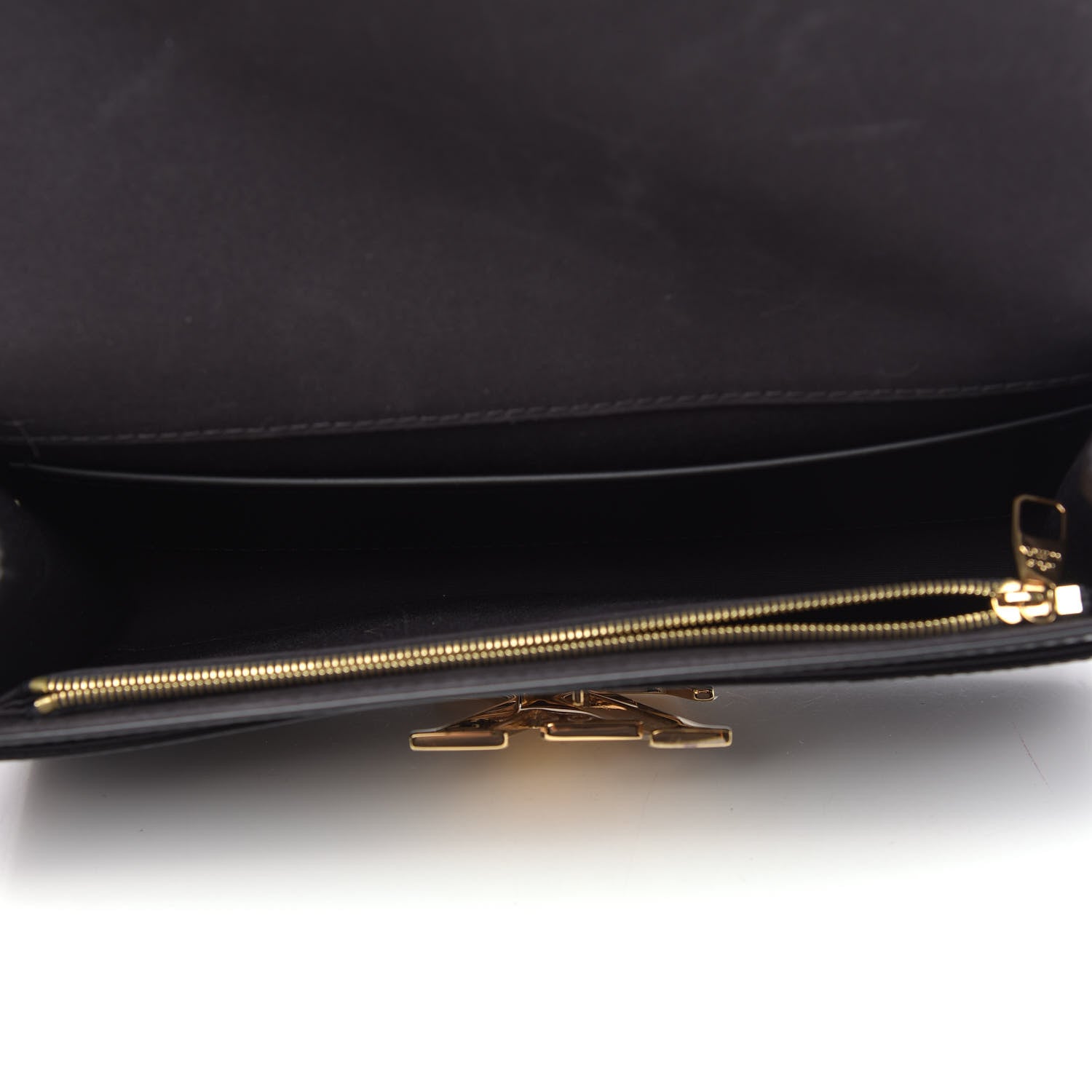 Louis Vuitton Patent Louise Clutch Black 5 of 10
