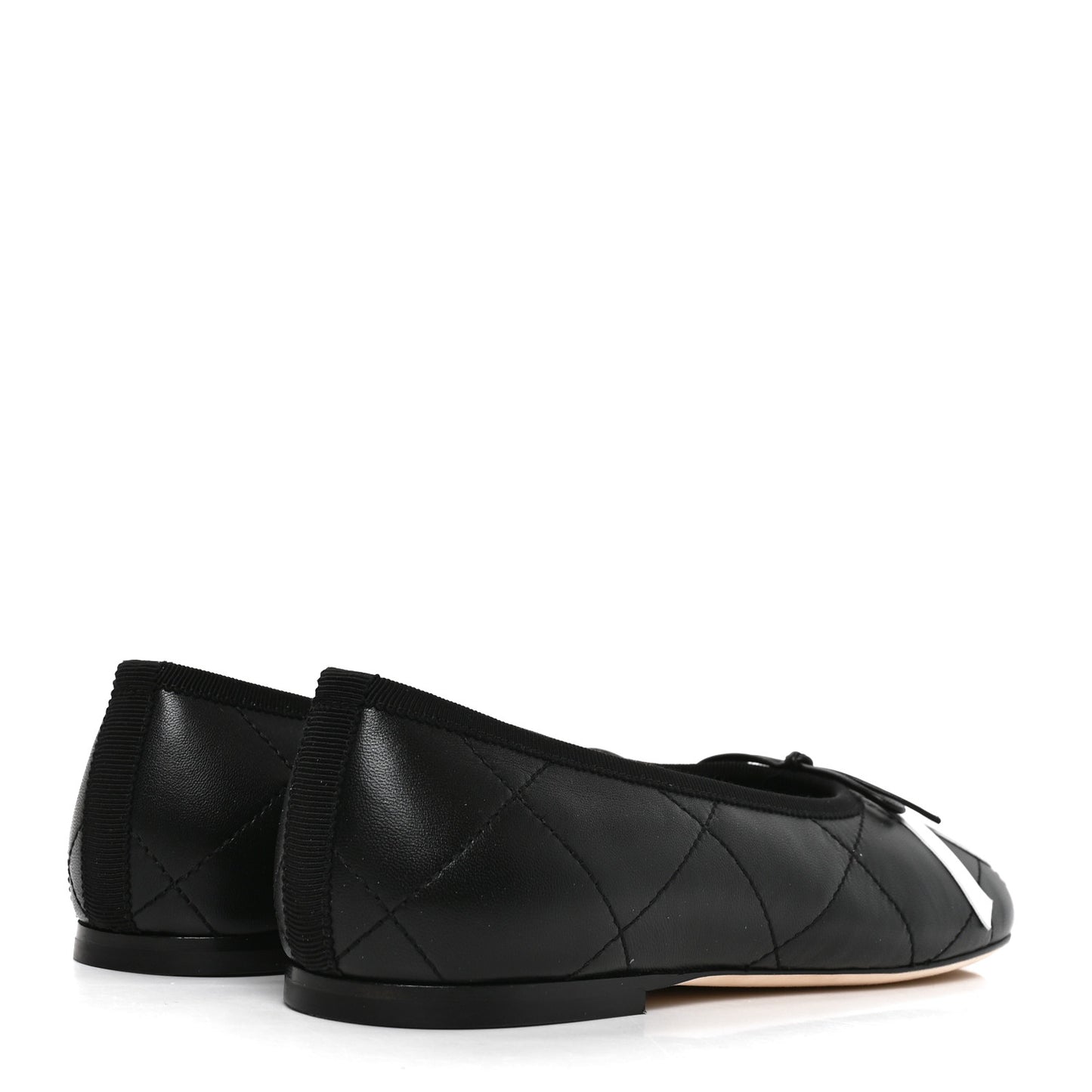 Lambskin Quilted CC Cambon Ballet Flats 37.5 Black White
