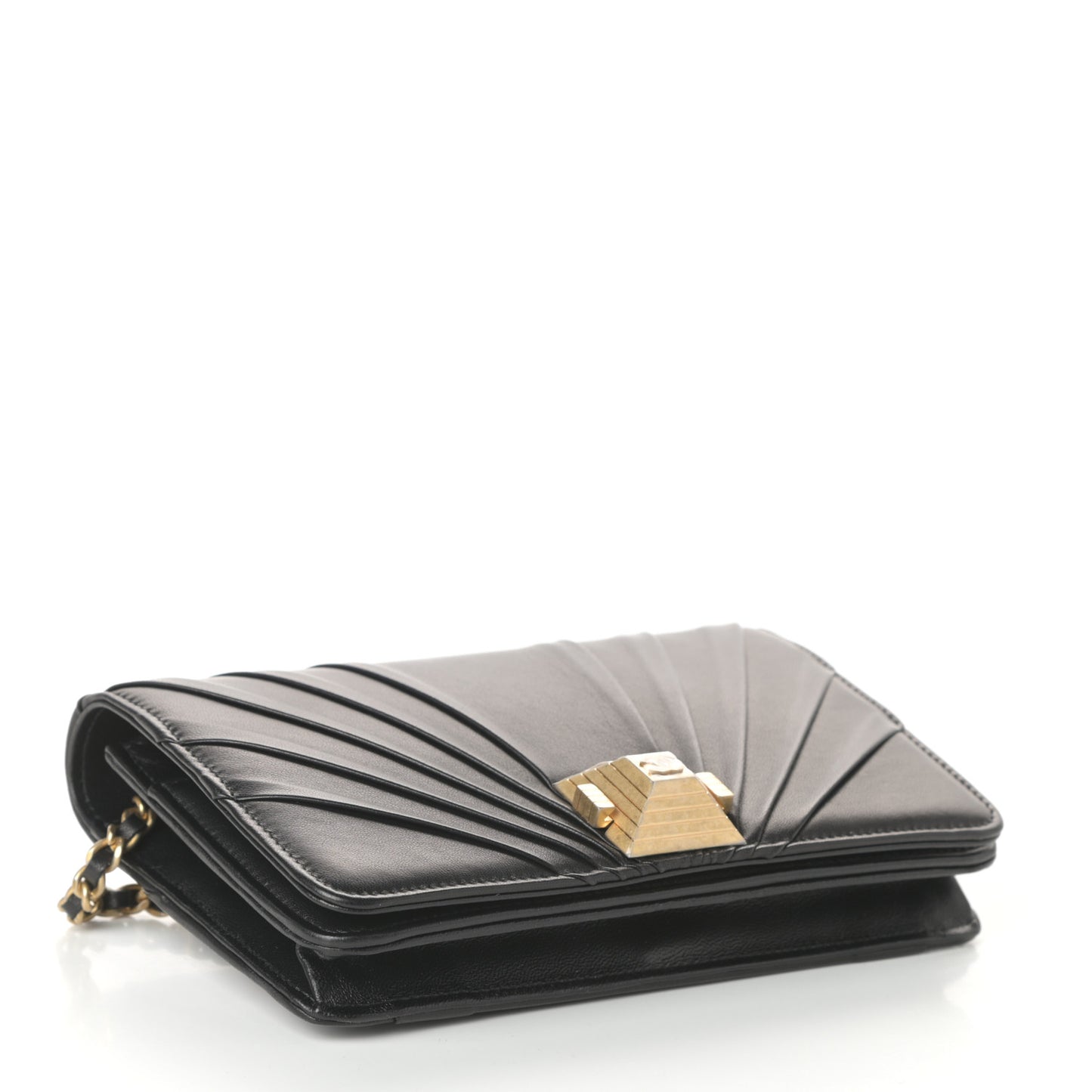 Lambskin Pyramid Wallet On Chain WOC Black