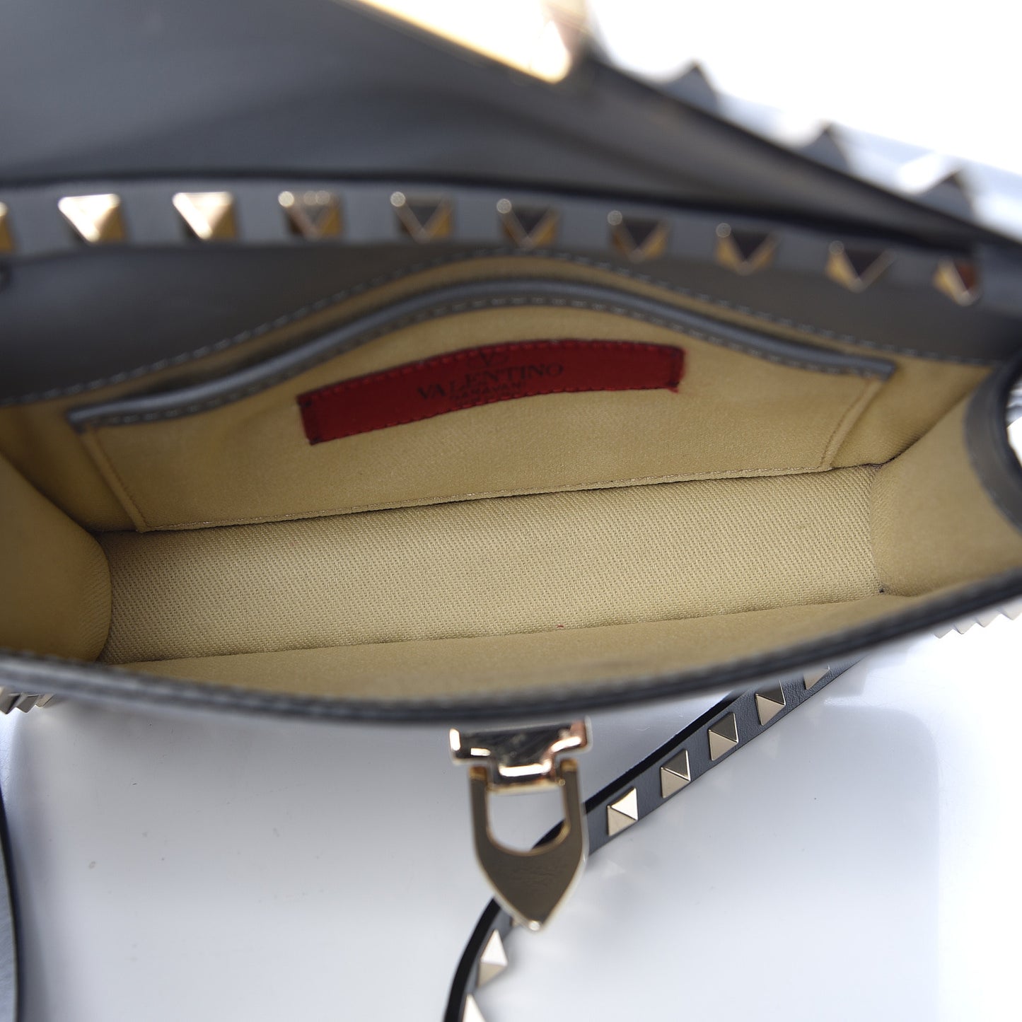 Vitello Rockstud Shoulder Flap Bag Grey