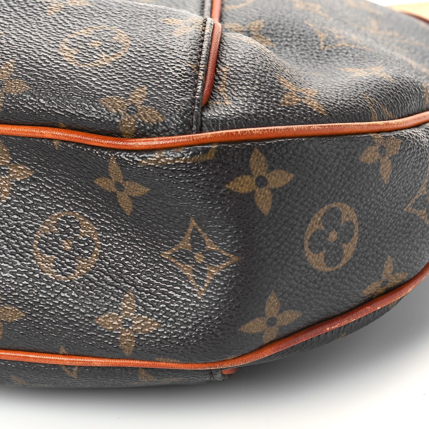 Louis Vuitton Monogram Thames GM 8 of 9