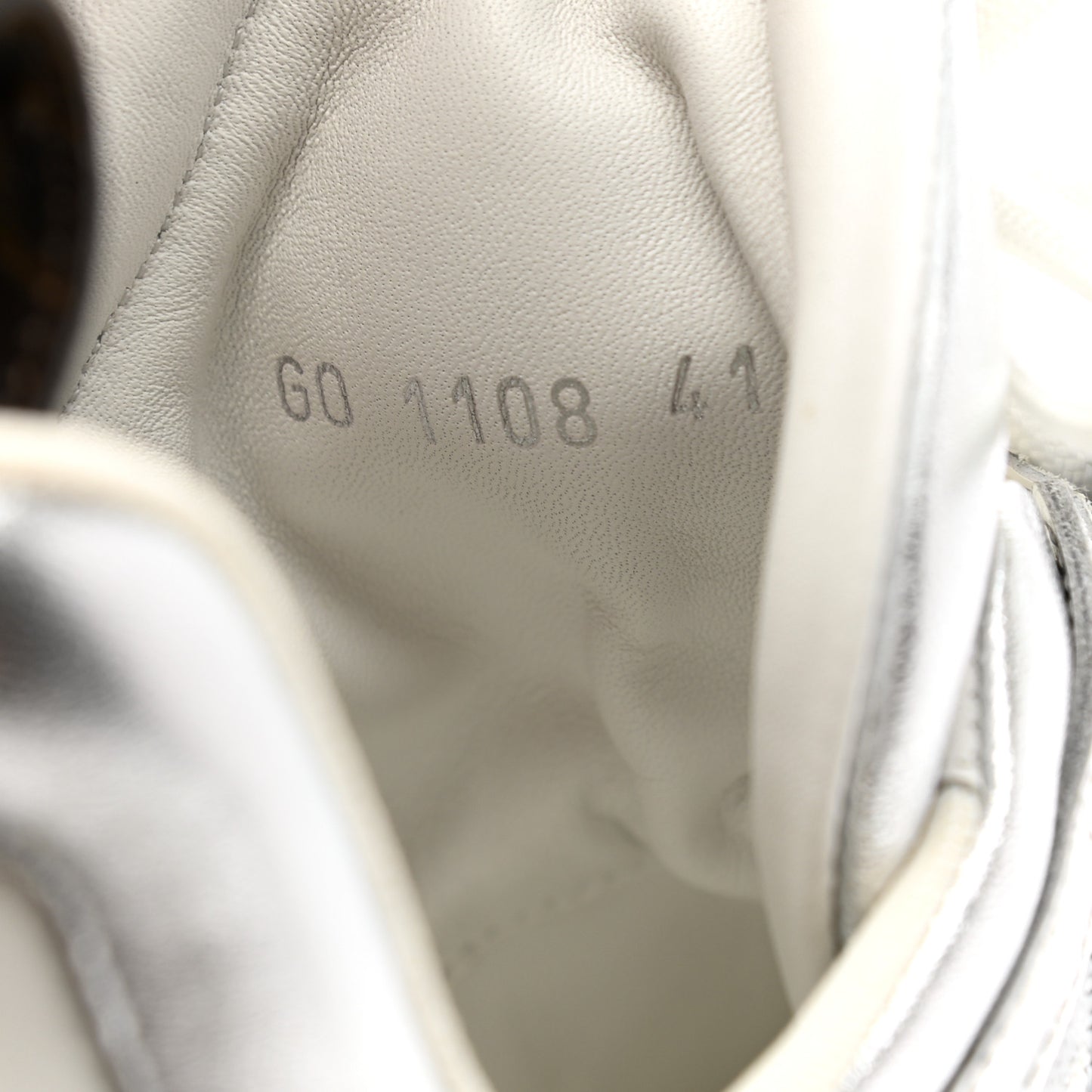 Metallic Calfskin Technical Nylon LV Archlight Sneakers 41 White Silver