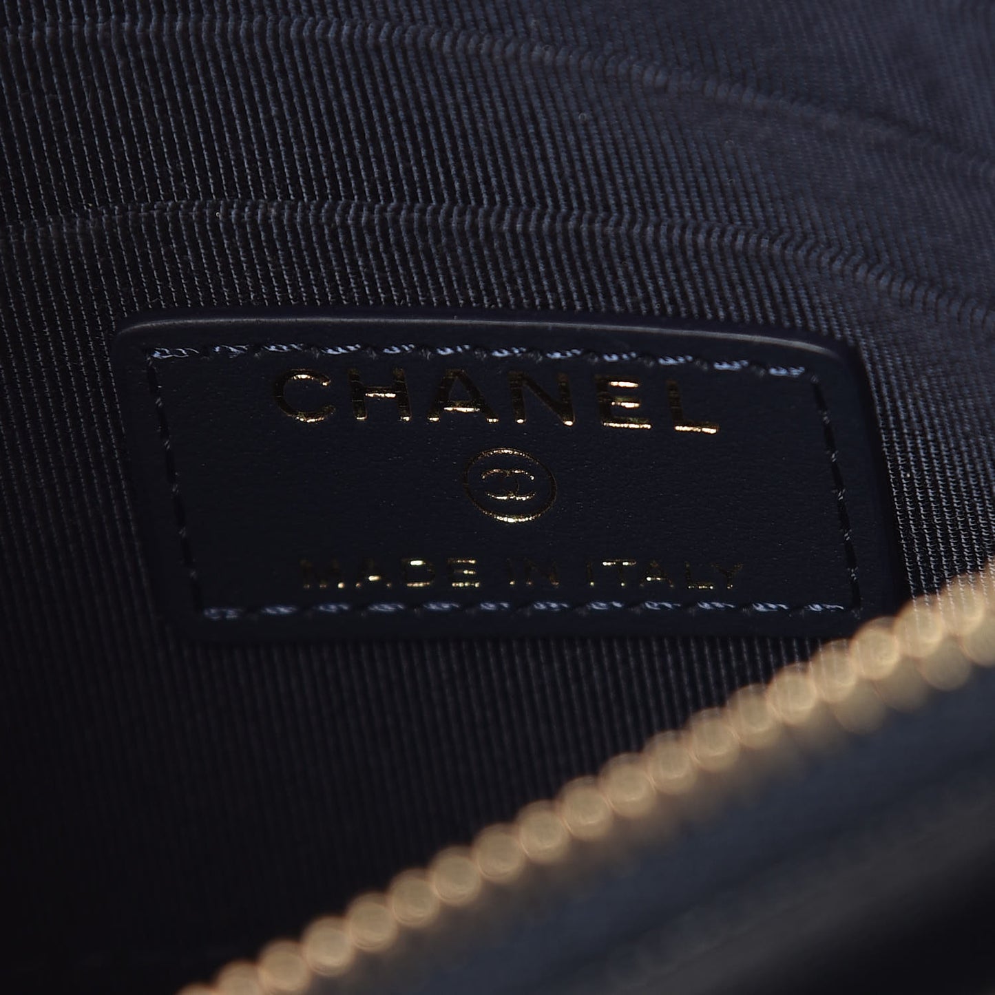 Iridescent Caviar Quilted Classic Zip Pouch Navy
