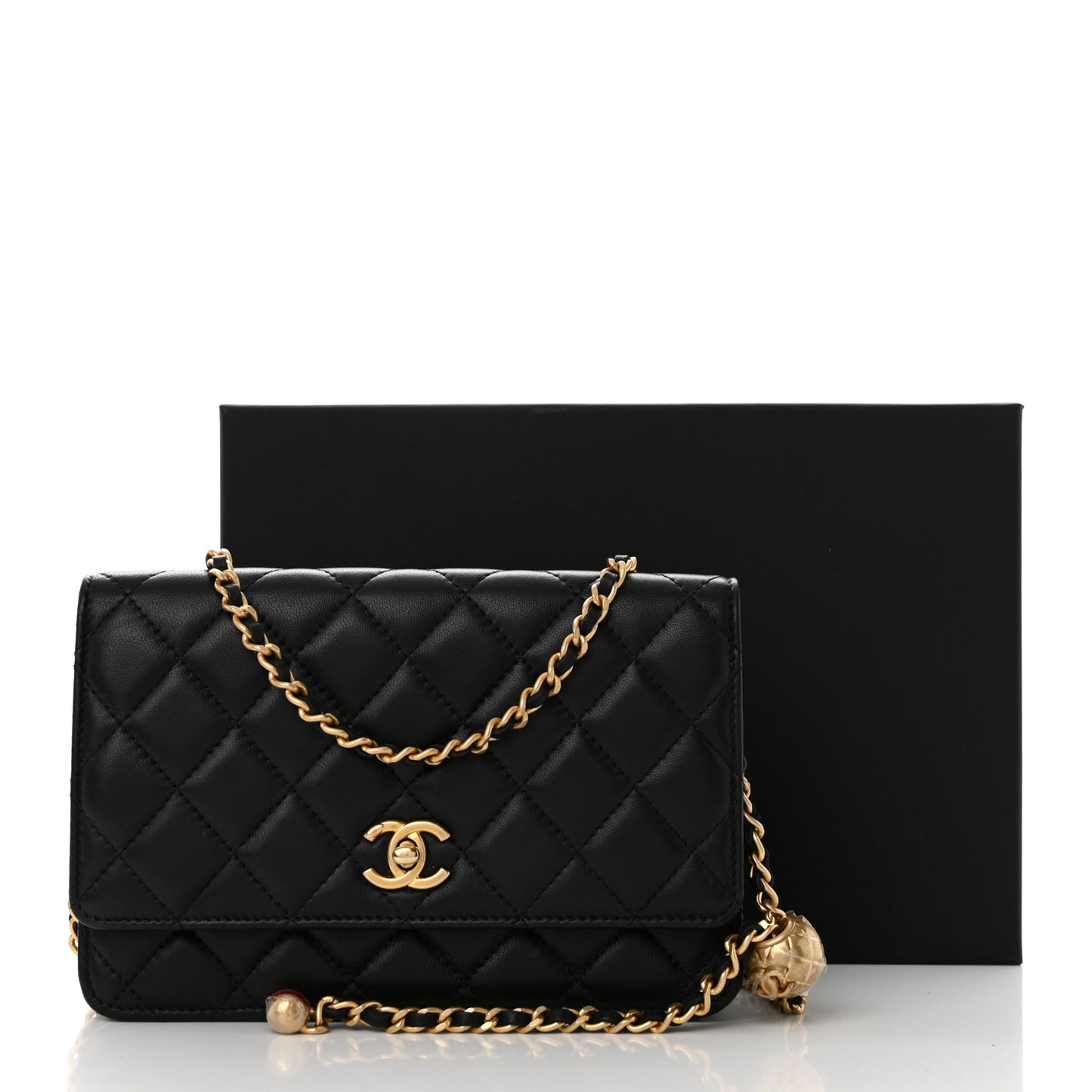 Lambskin Quilted CC Pearl Crush Wallet on Chain WOC Black