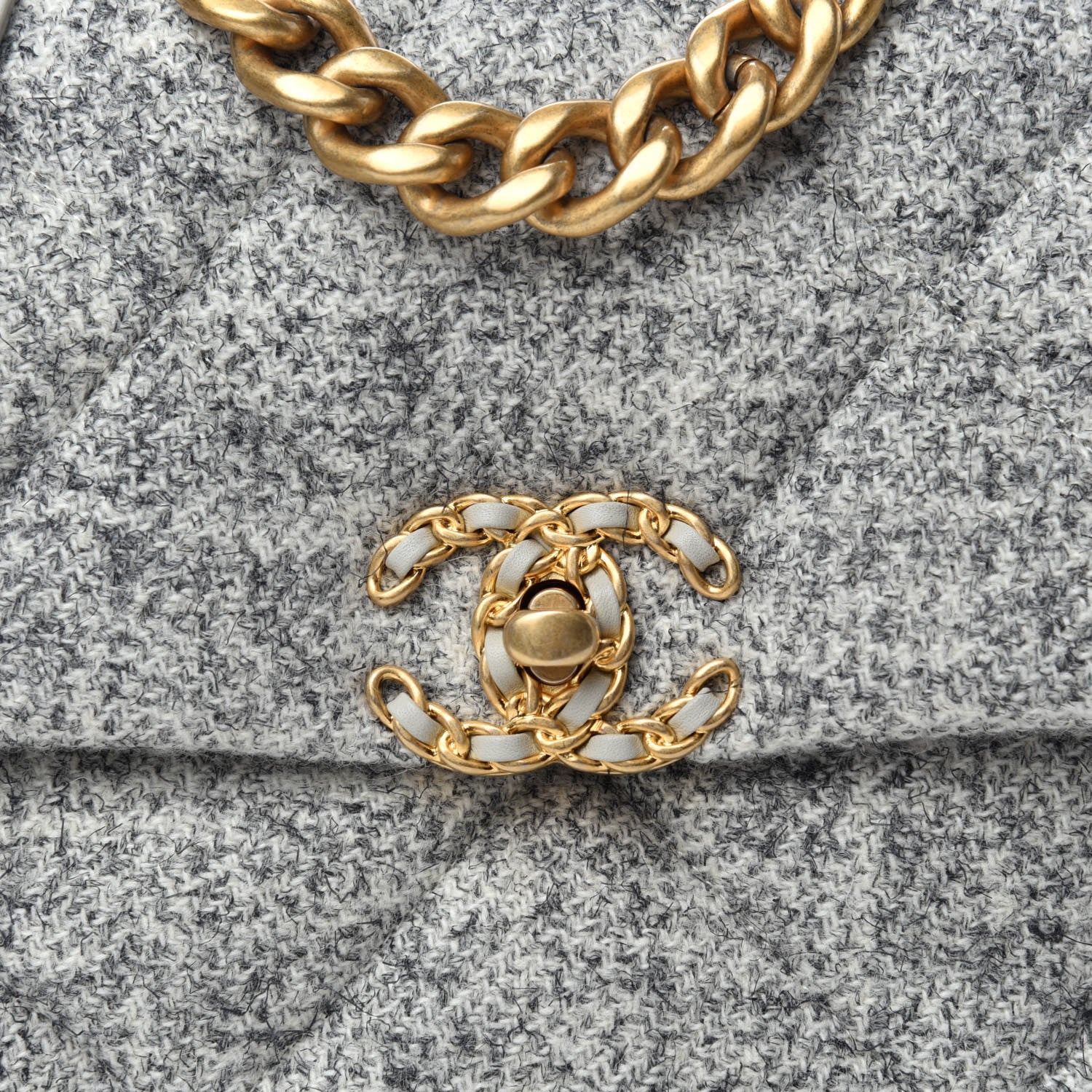 Chanel Tweed Quilted Medium Chanel 19 Flap Grey Ecru 10 of 11