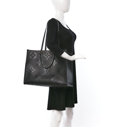 Louis Vuitton Empreinte Monogram Giant Onthego GM Black 2 of 8