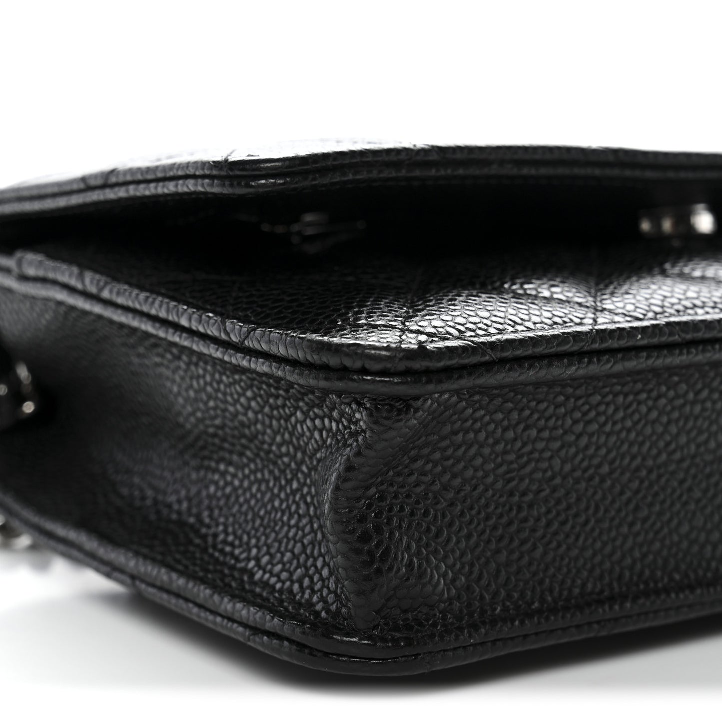 Caviar Quilted Wallet on Chain WOC Black