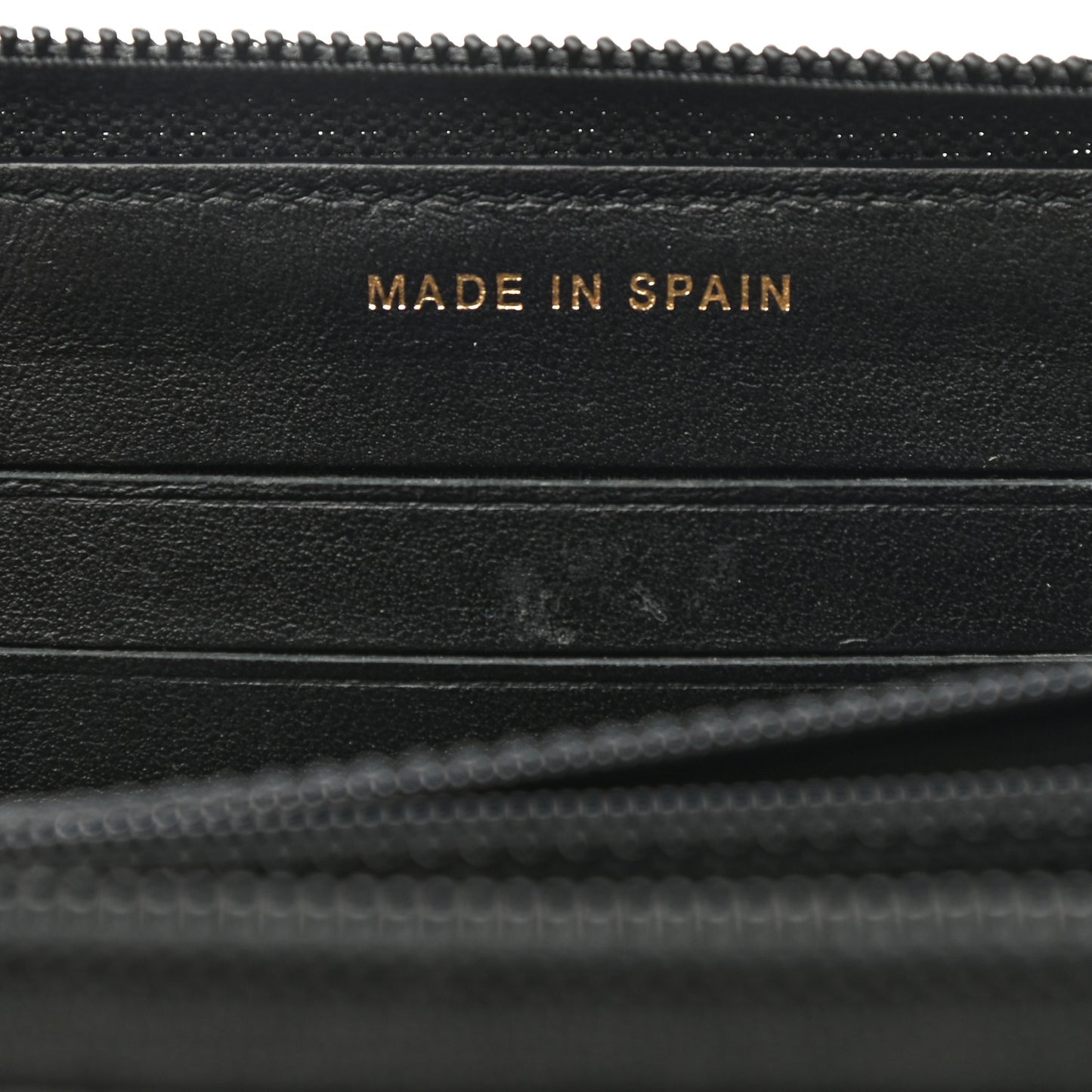 Caviar Quilted Small Boy Zip Around Wallet Black