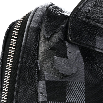 Louis Vuitton Damier Graphite Pixel Avenue Sling Backpack Gris 20 of 27