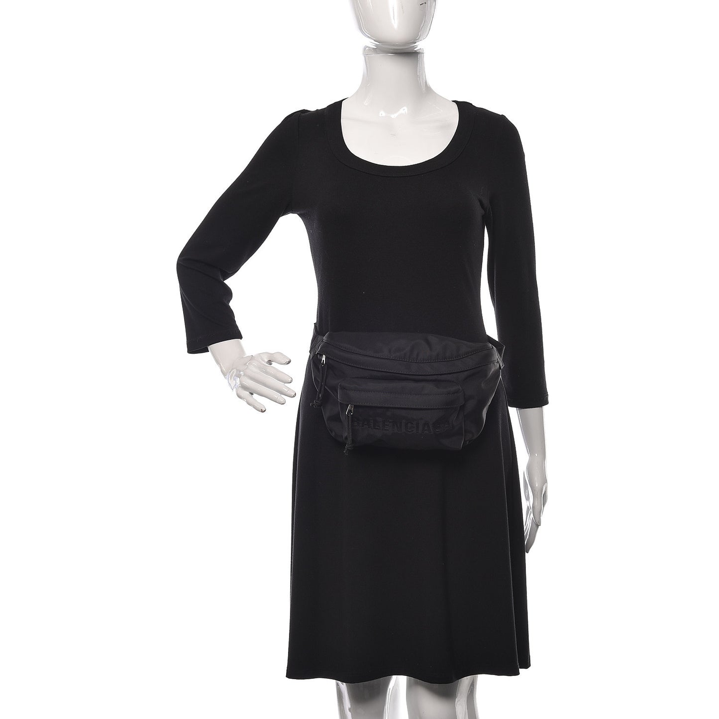Textured Sport Nylon Logo Embroidered Wheel Beltpack Black