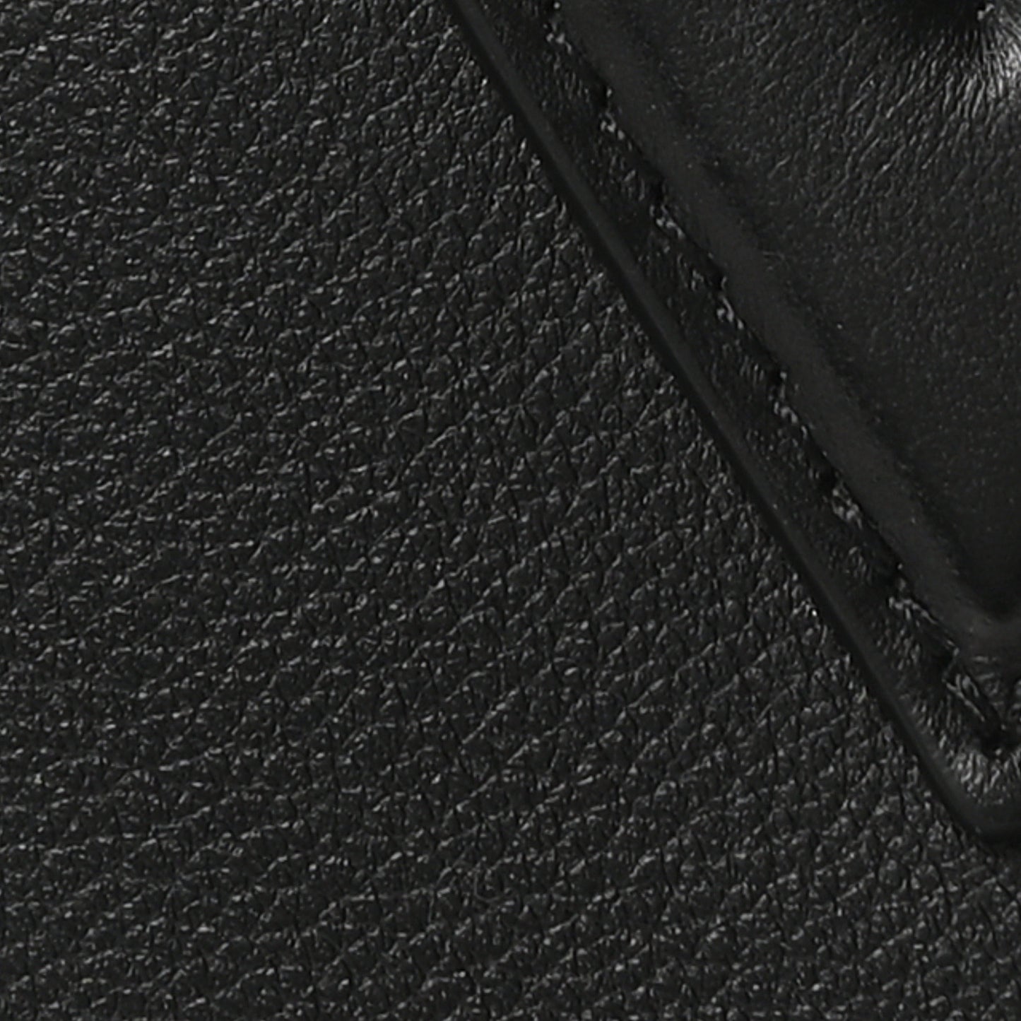Calfskin Monogram On My Side MM Black