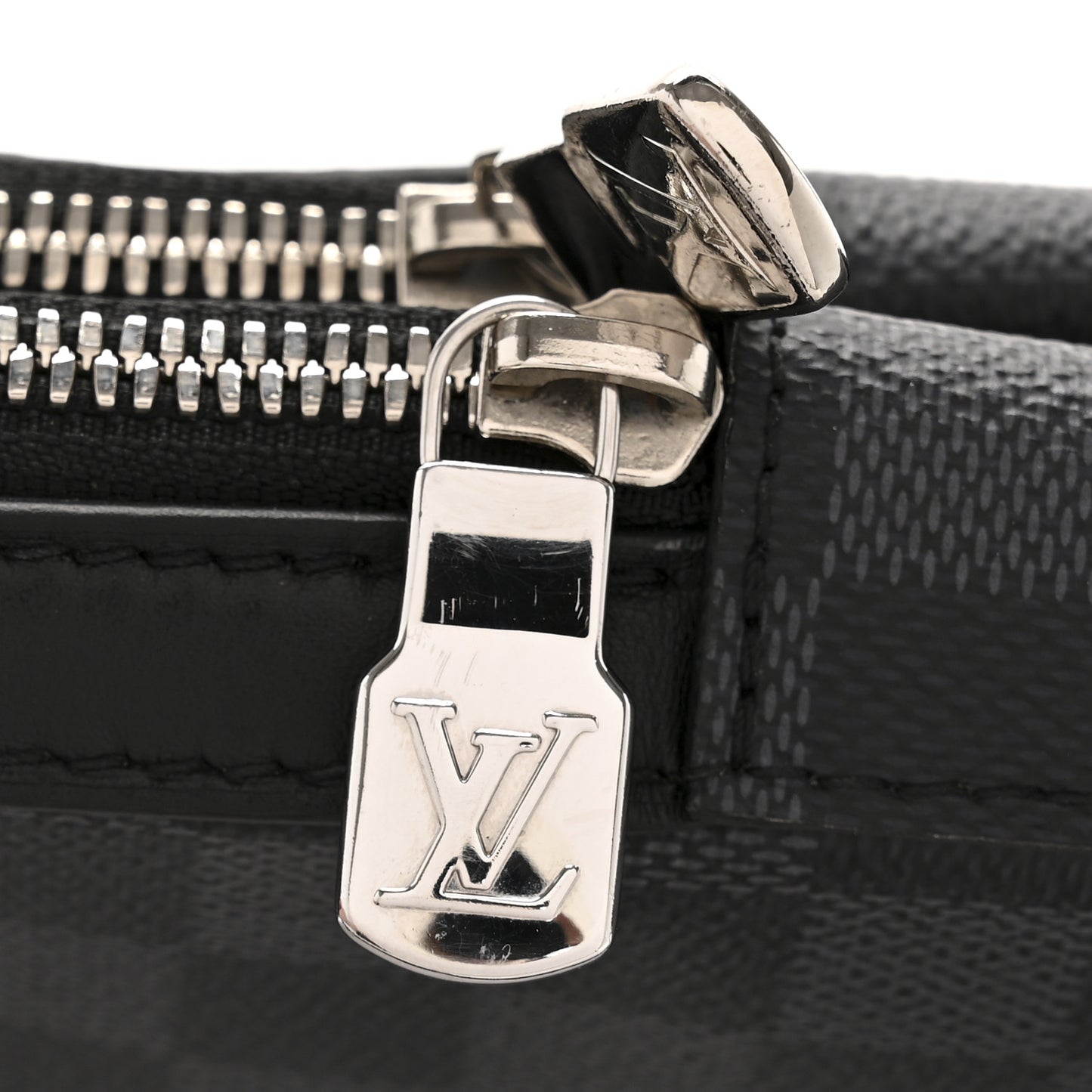 Damier Graphite Avenue Sling Bag NM NM
