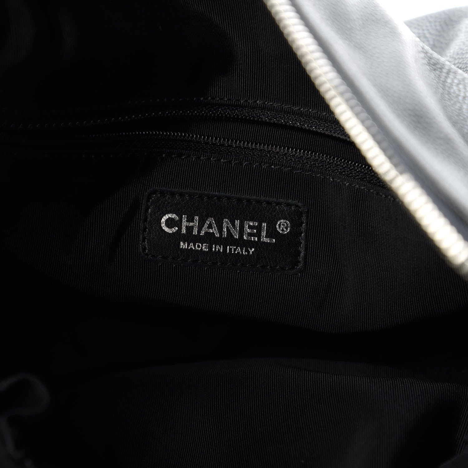 Chanel Caviar 31 Hobo Black 8 of 10