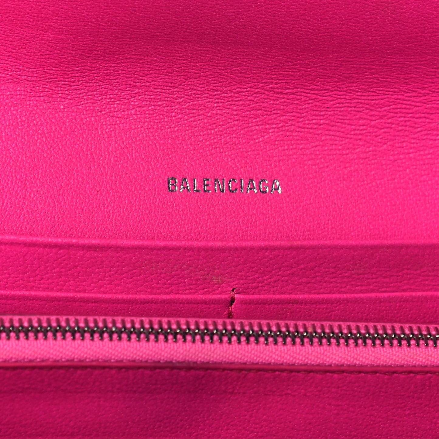 Pebbled Calfskin Everyday Continental Wallet on Chain Acid Pink
