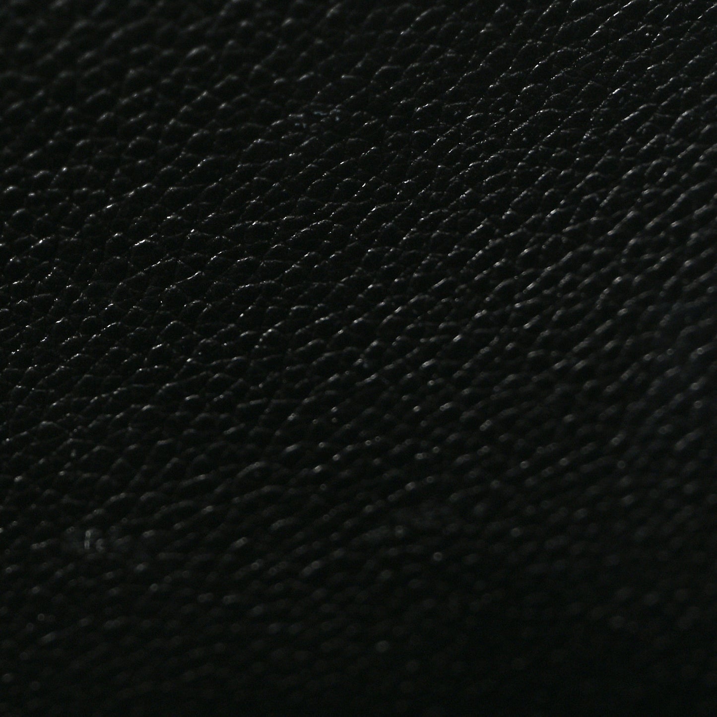 Grained Calfskin Triomphe Medium Cabas Anais Black