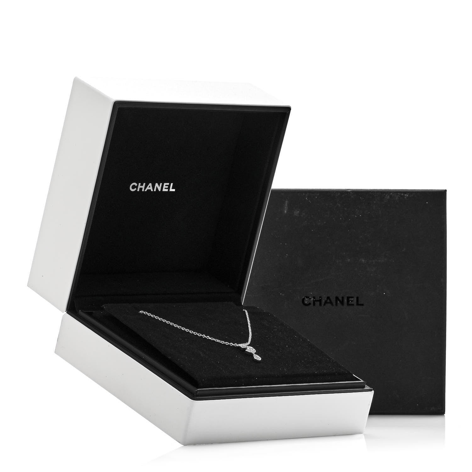 Chanel 18K White Gold Diamond Eternal No 5 Necklace 6 of 6