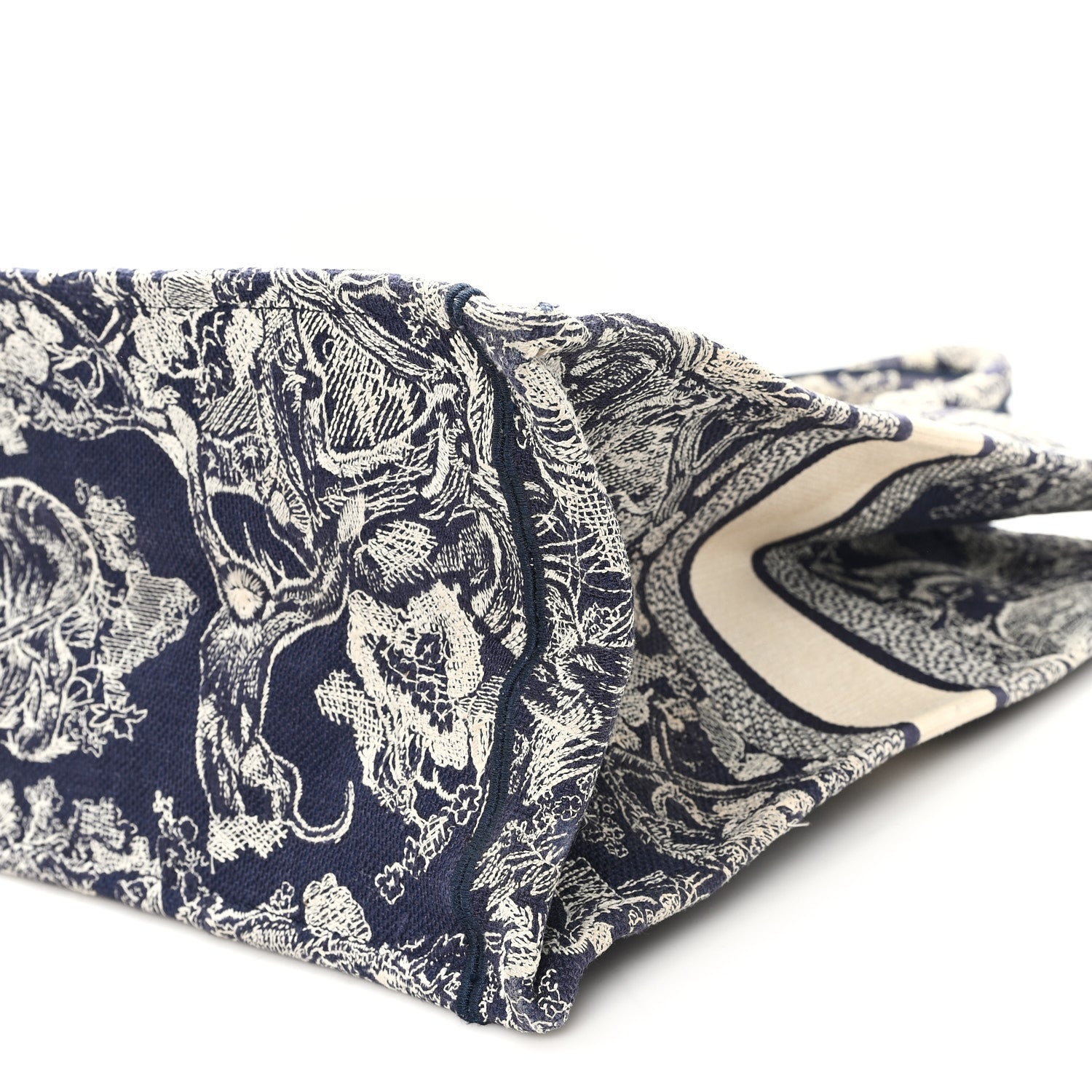 Christian Dior Canvas Embroidered Large Dioriviera Toile De Jouy Reverse Book Tote Blue 10 of 10