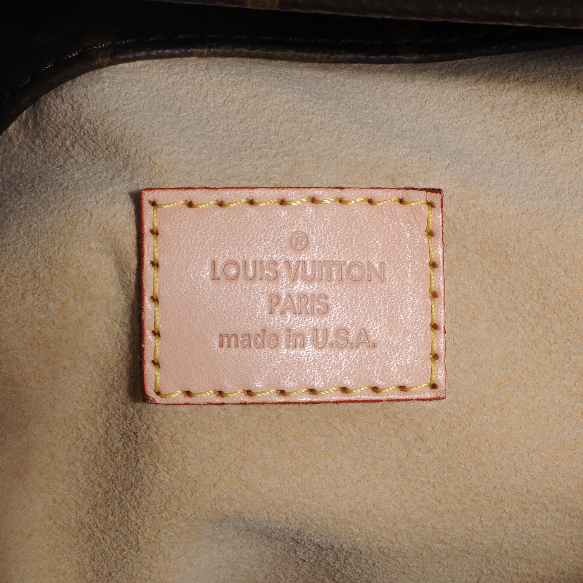 Louis Vuitton Monogram Artsy MM 5 of 7
