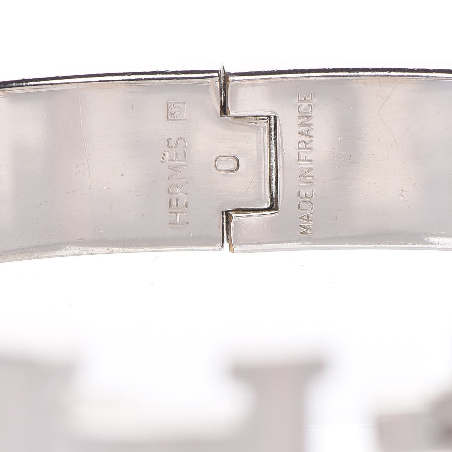 Enamel Narrow Clic Clac H Bracelet PM White