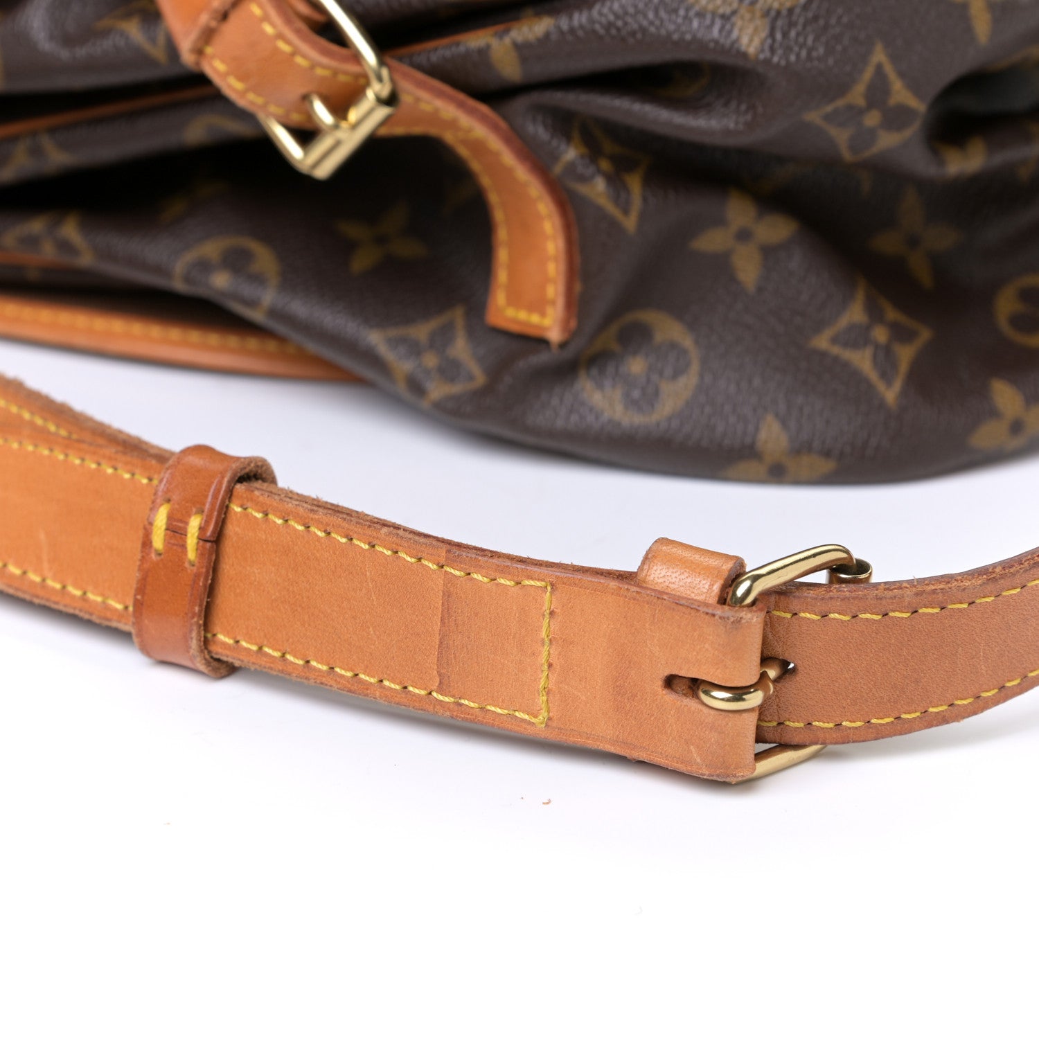 Louis Vuitton Monogram Saumur 35 38 of 42