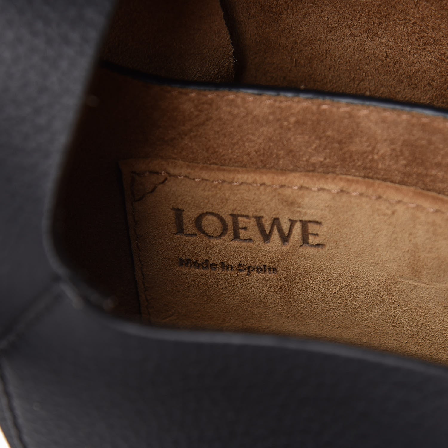 Loewe Grained Calfskin Small Gate Crossbody Bag Pecan Black 6 of 9