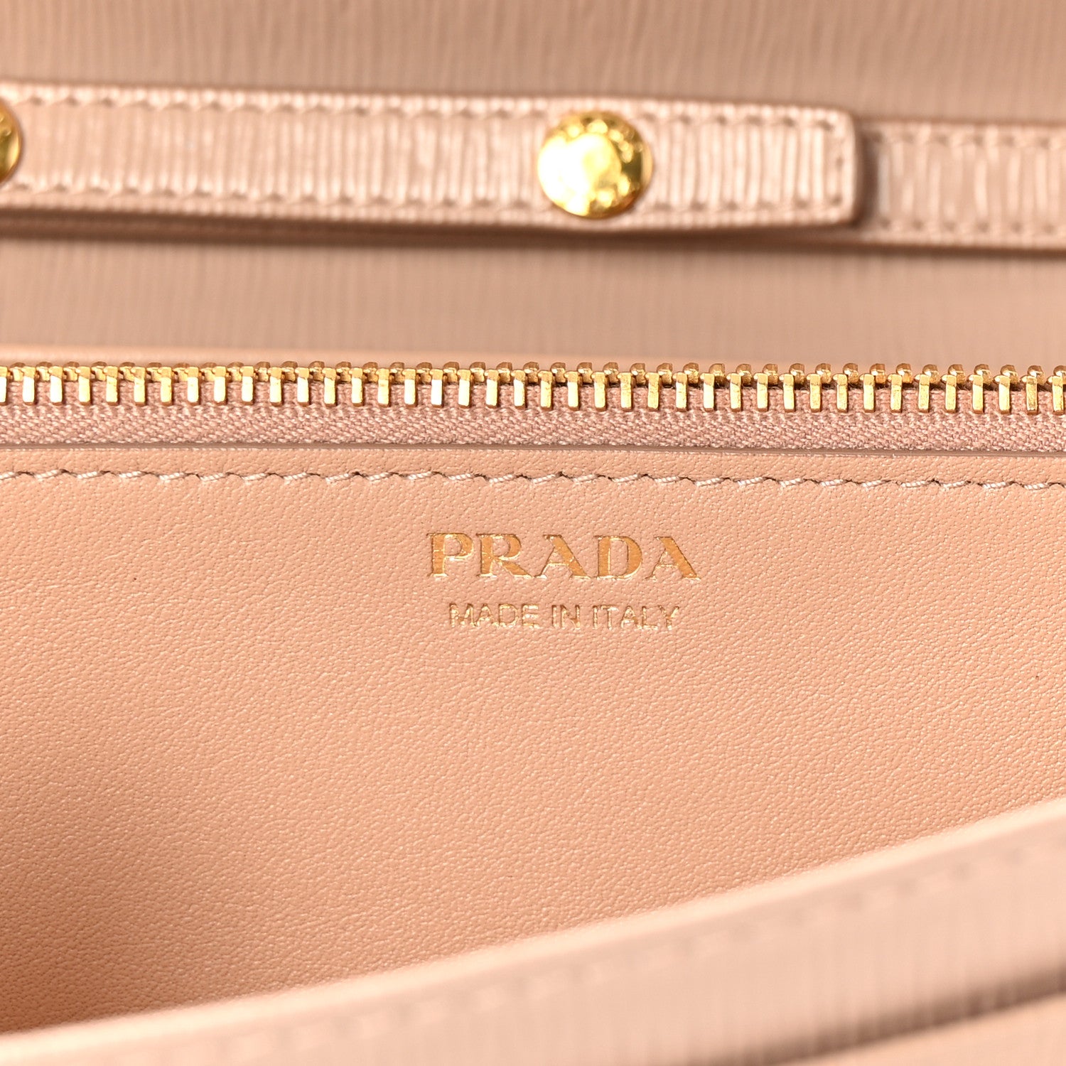 Prada Vitello Move Metal Oro Chain Wallet Cipria 6 of 9