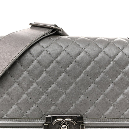 Chanel Metallic Lambskin Stingray Quilted Medium Boy Flap Silver 15 of 31