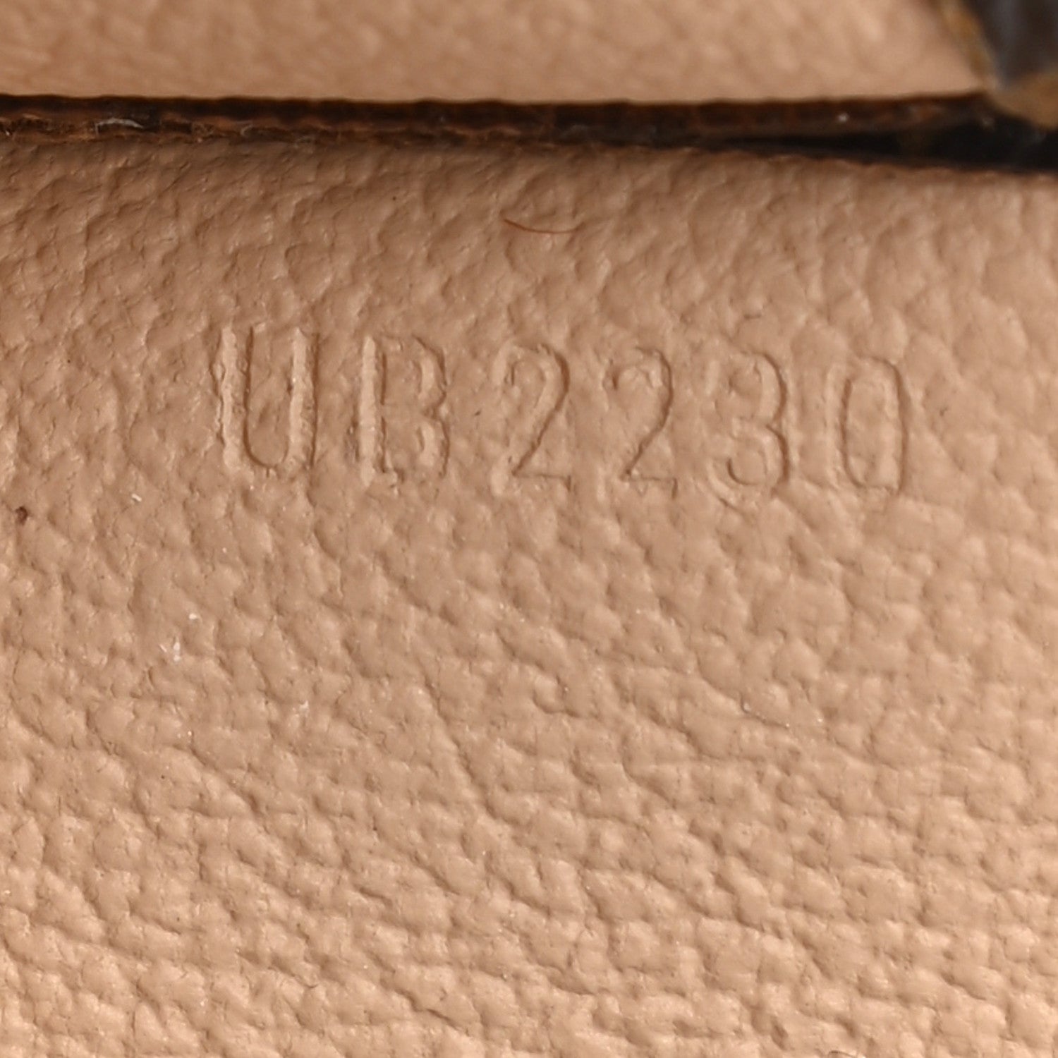 Louis Vuitton Monogram Toiletry Pouch 26 7 of 11