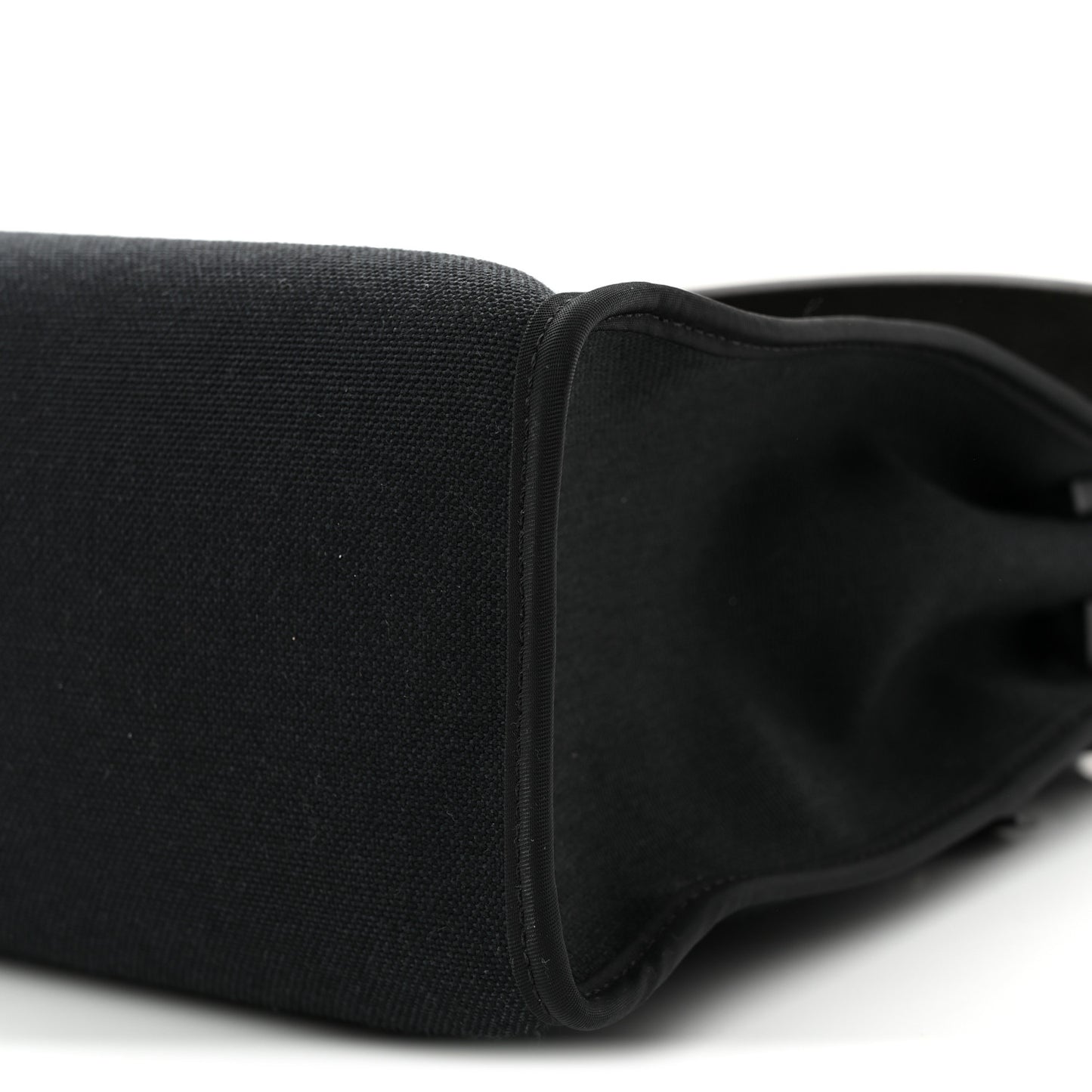 Military Toile Vache Hunter Herbag Zip PM 31 Black