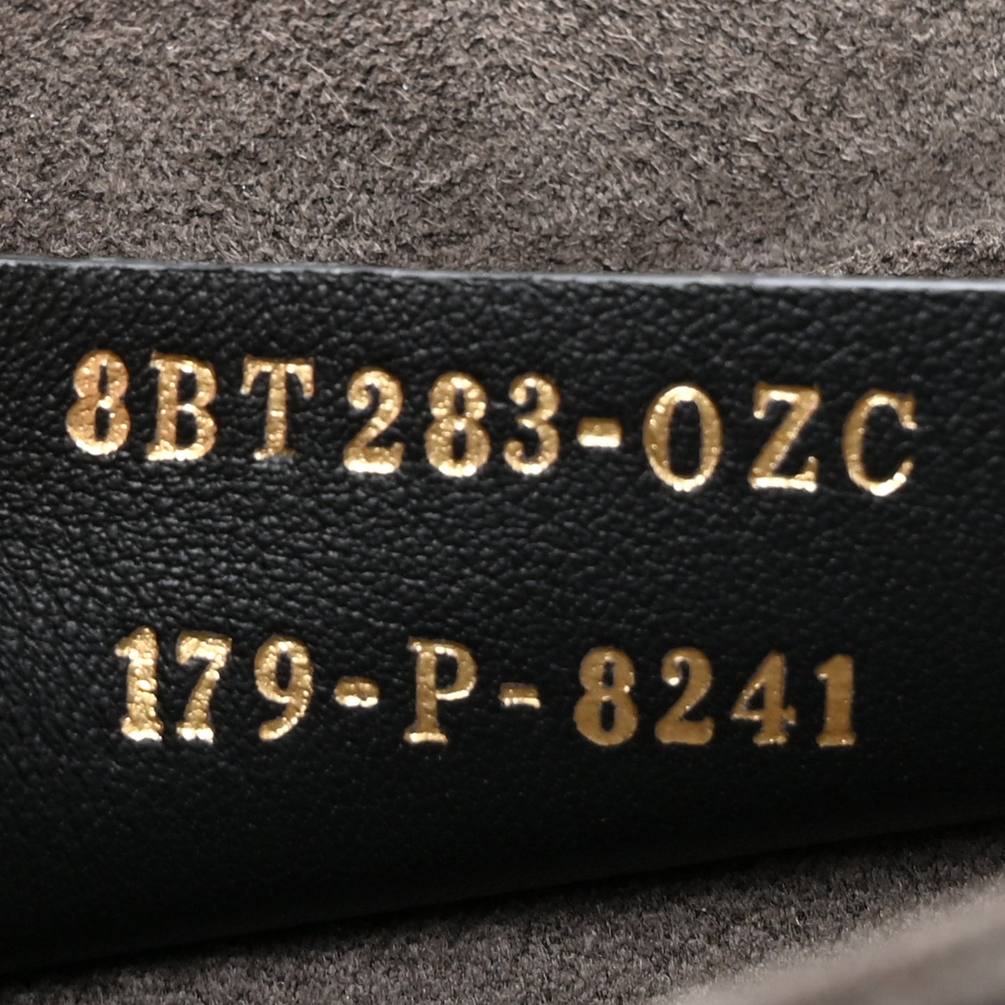 Vitello Liberty Scalloped Studded Kan I Shoulder Bag Carbone