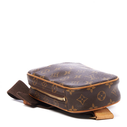 Louis Vuitton Monogram Pochette Gange 4 of 8
